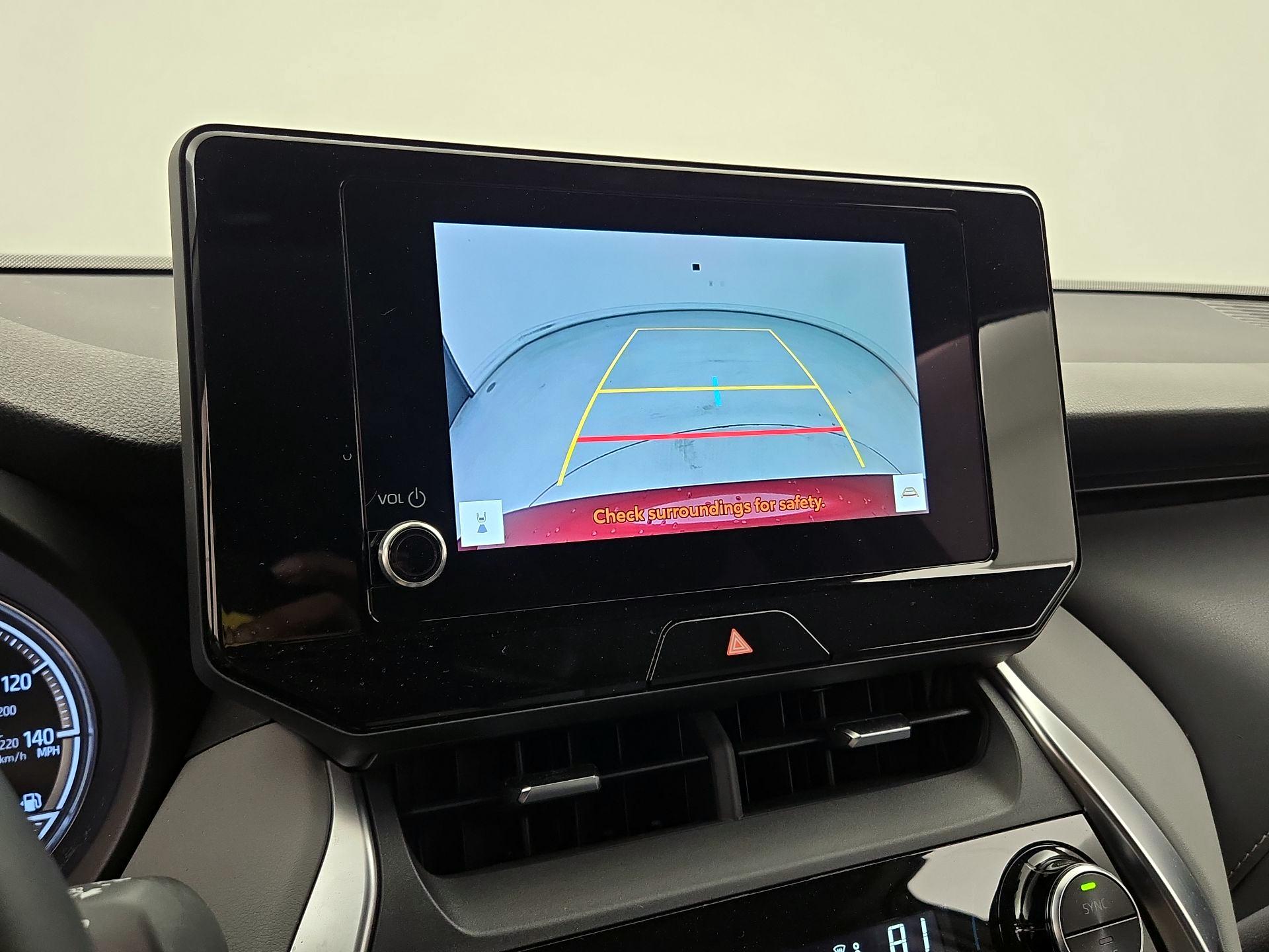 Thumbnail: 2023 Toyota Venza - 14