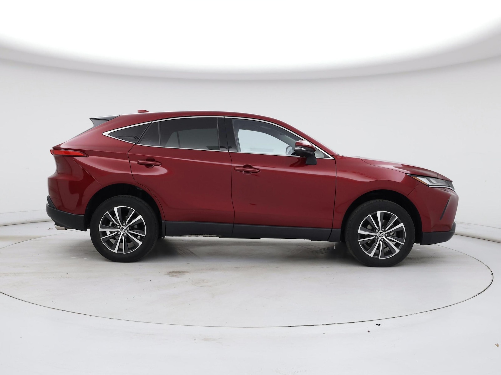 2023 Toyota Venza LE - Photo 8