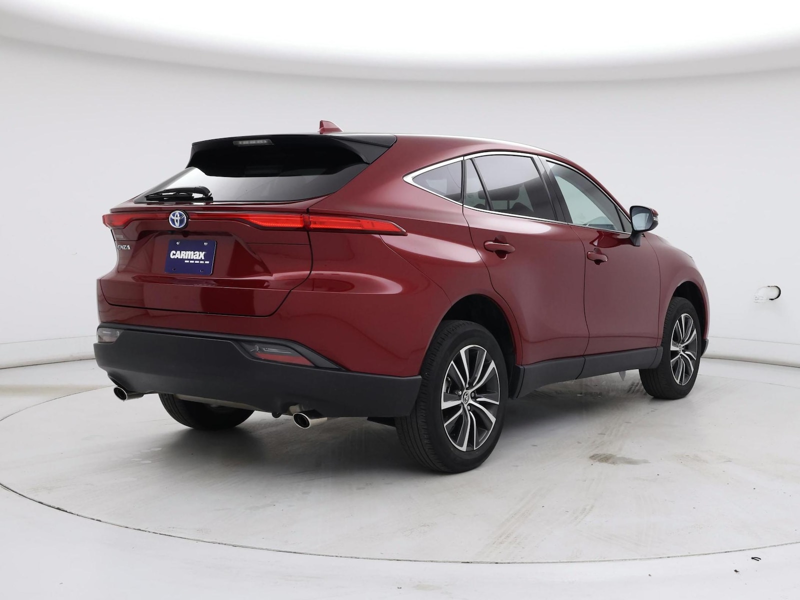 2023 Toyota Venza LE - Photo 9