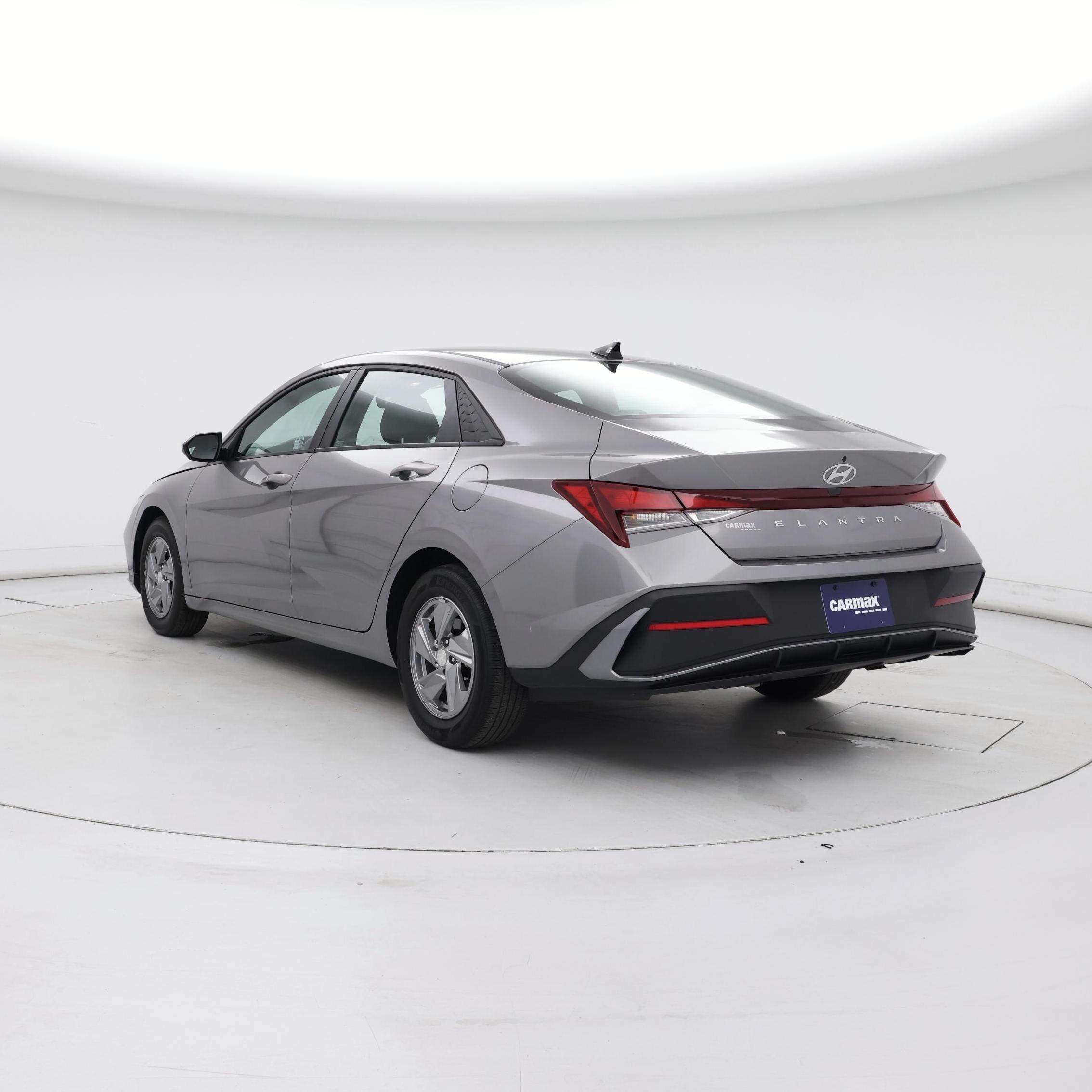 Thumbnail: 2024 Hyundai Elantra - 2