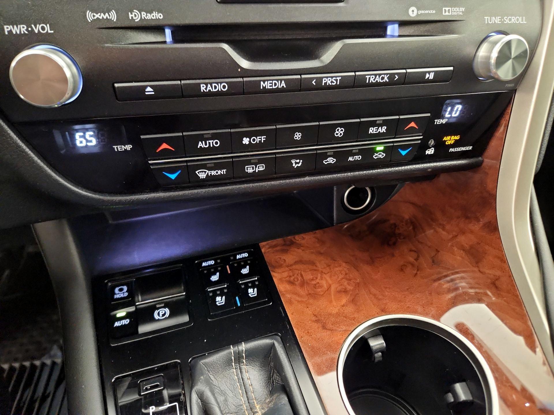 Thumbnail: 2018 Lexus RX - 17
