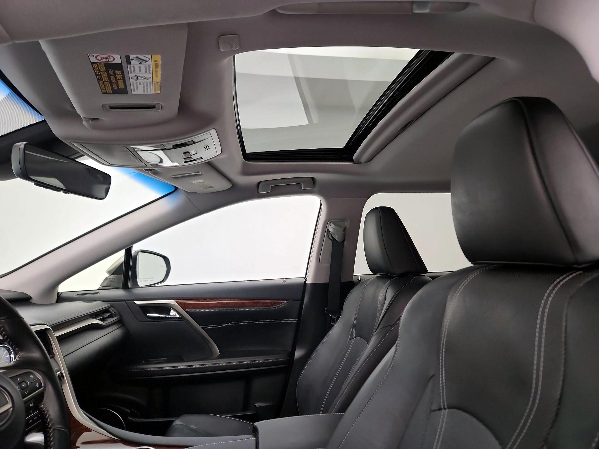 Thumbnail: 2018 Lexus RX - 20