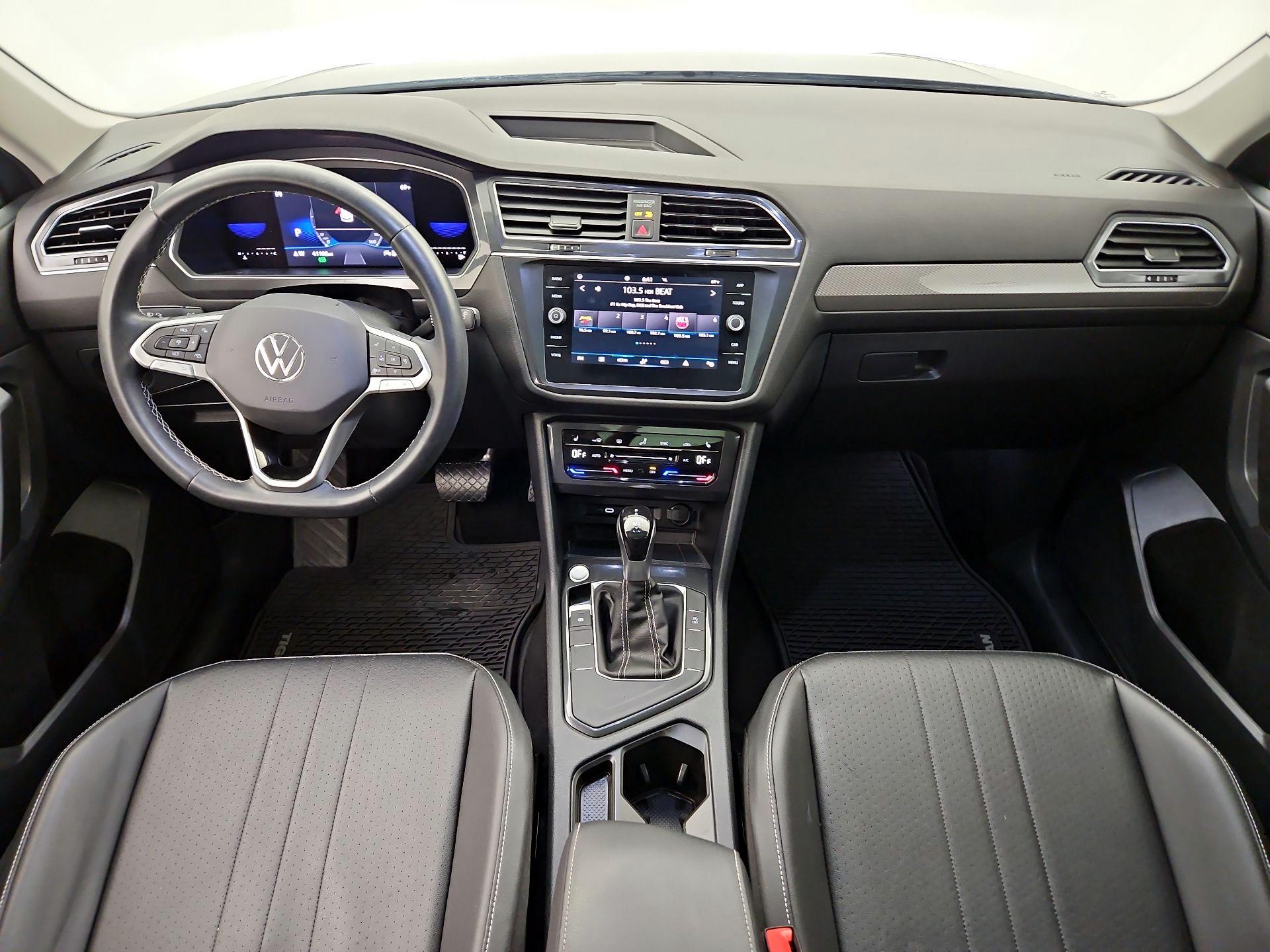 Thumbnail: 2023 Volkswagen Tiguan - 9