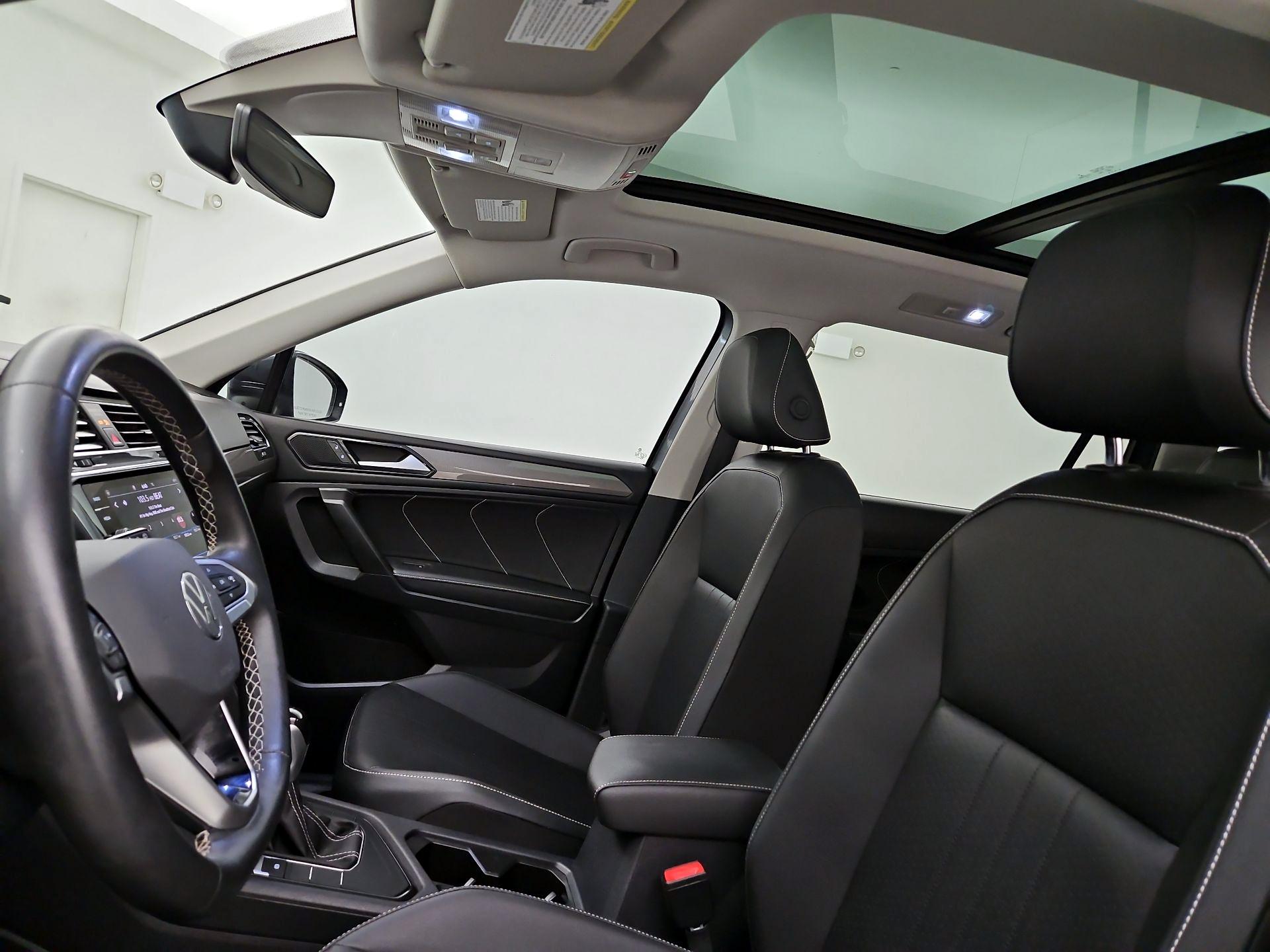 Thumbnail: 2023 Volkswagen Tiguan - 19