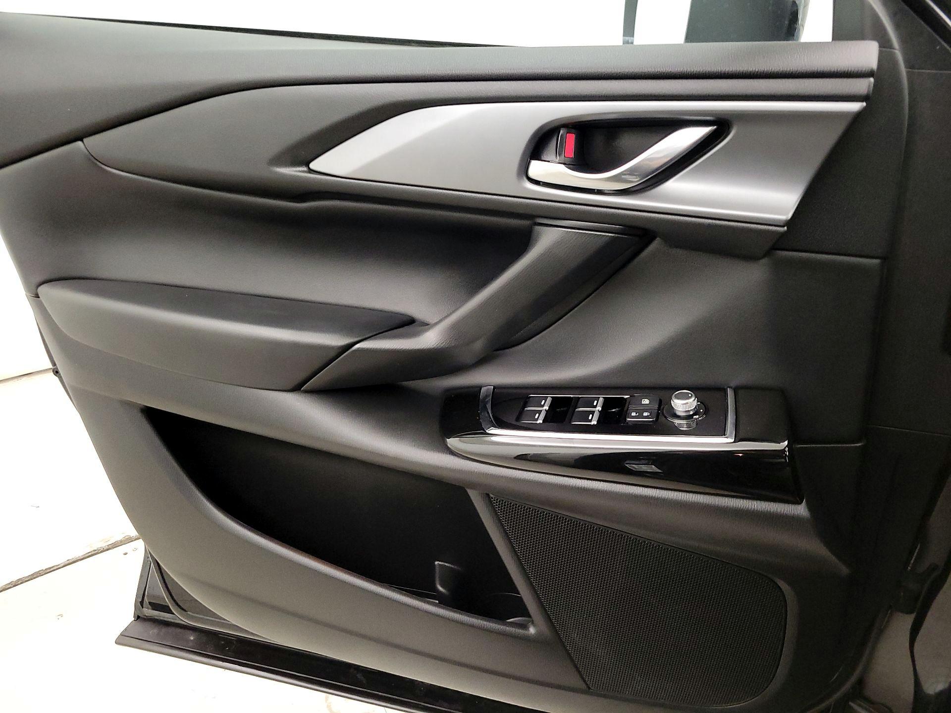 Thumbnail: 2023 Mazda CX-9 - 12