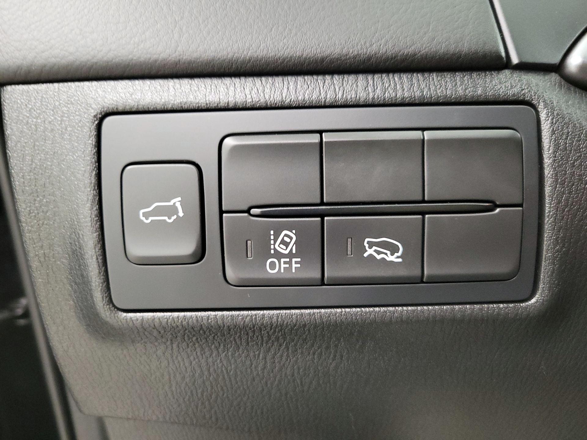 Thumbnail: 2023 Mazda CX-9 - 13