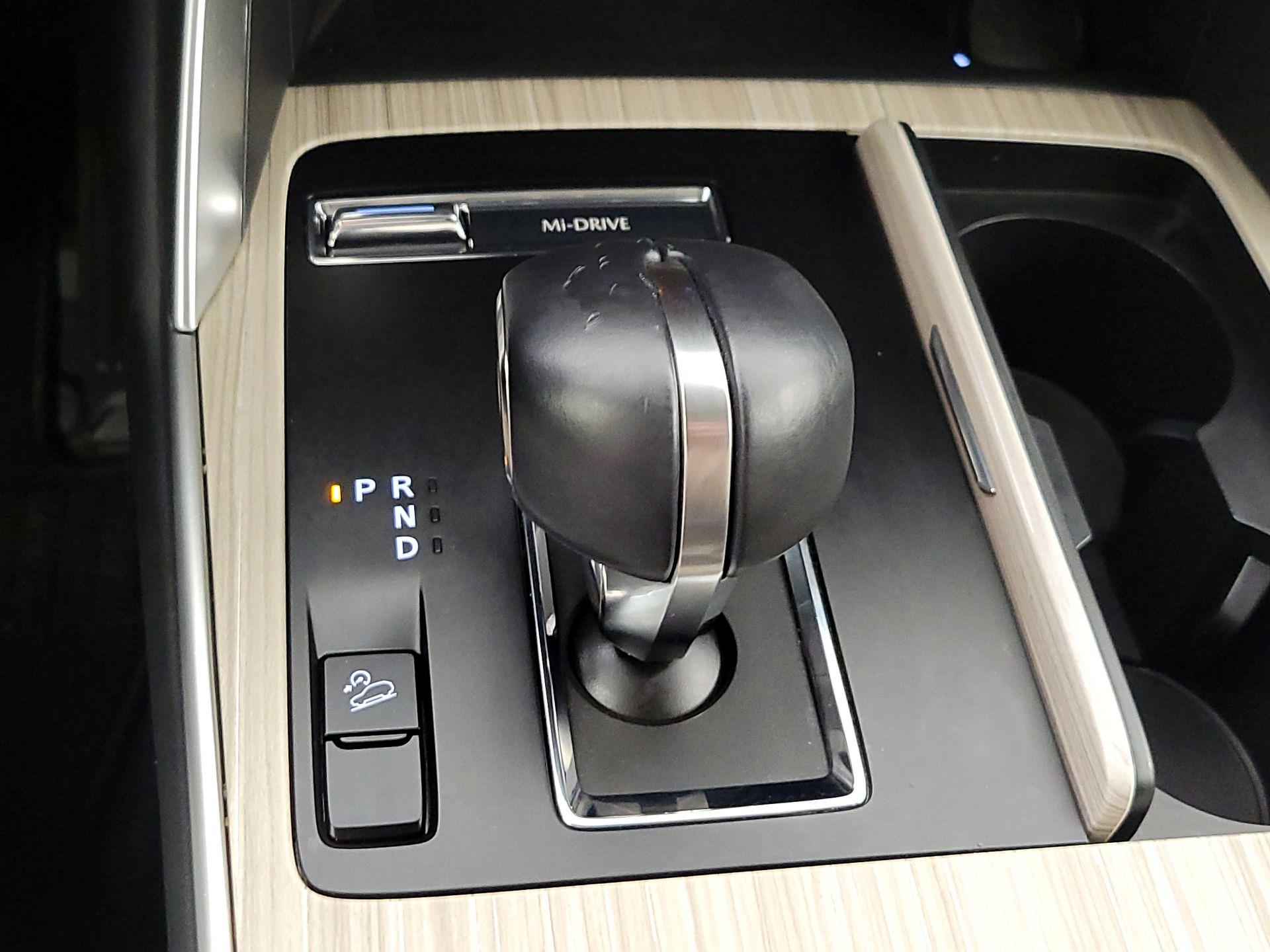 Thumbnail: 2024 Mazda CX-90 - 17