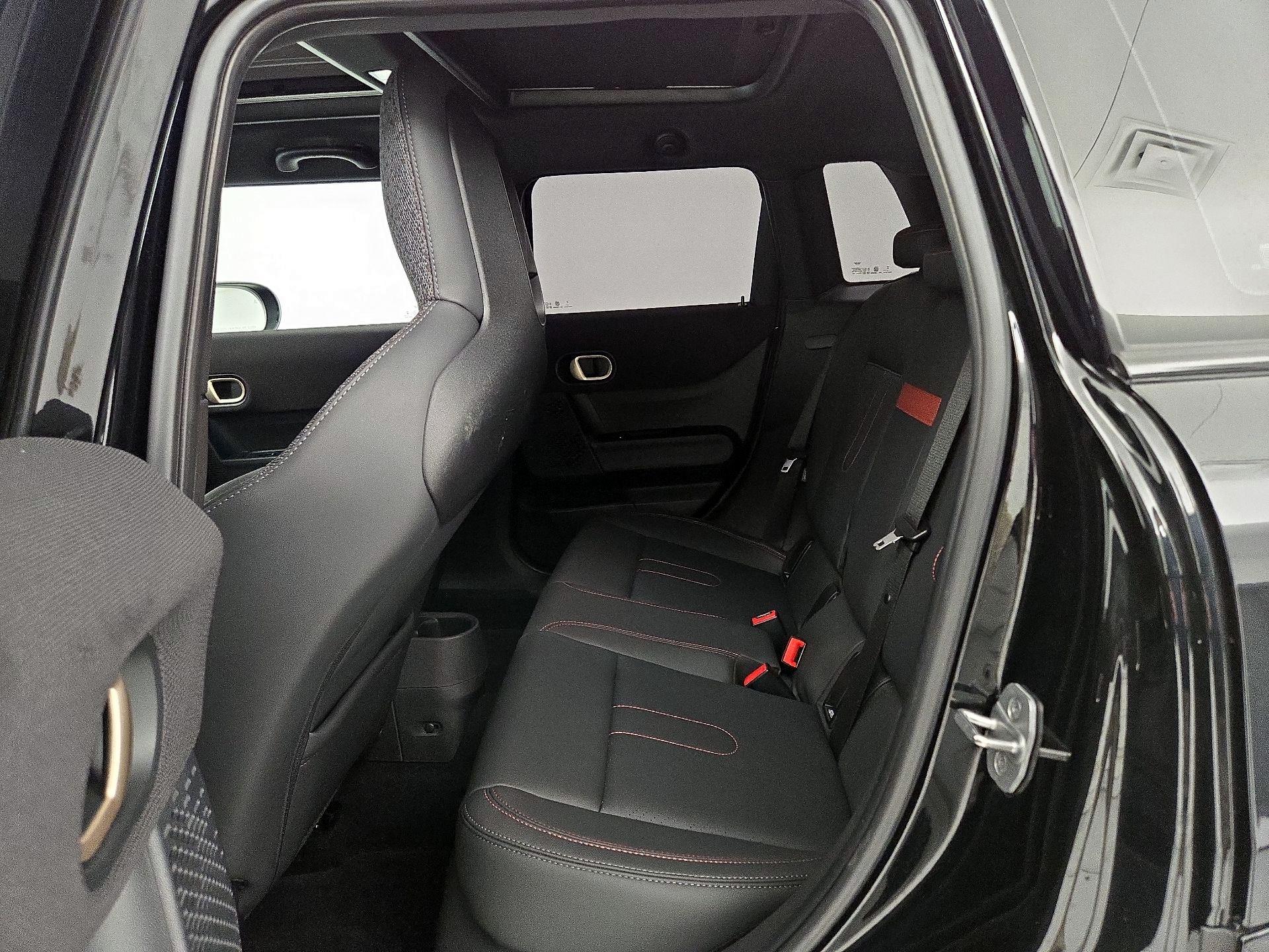 Thumbnail: 2025 MINI Cooper Hardtop - 20