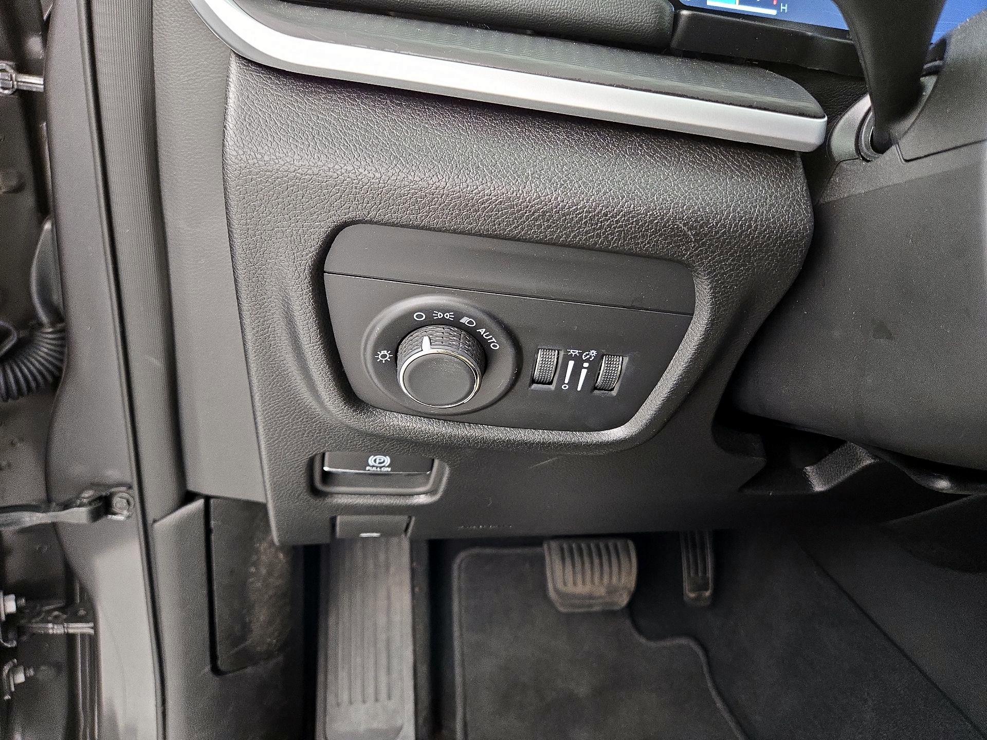 Thumbnail: 2024 Jeep Grand Cherokee - 13