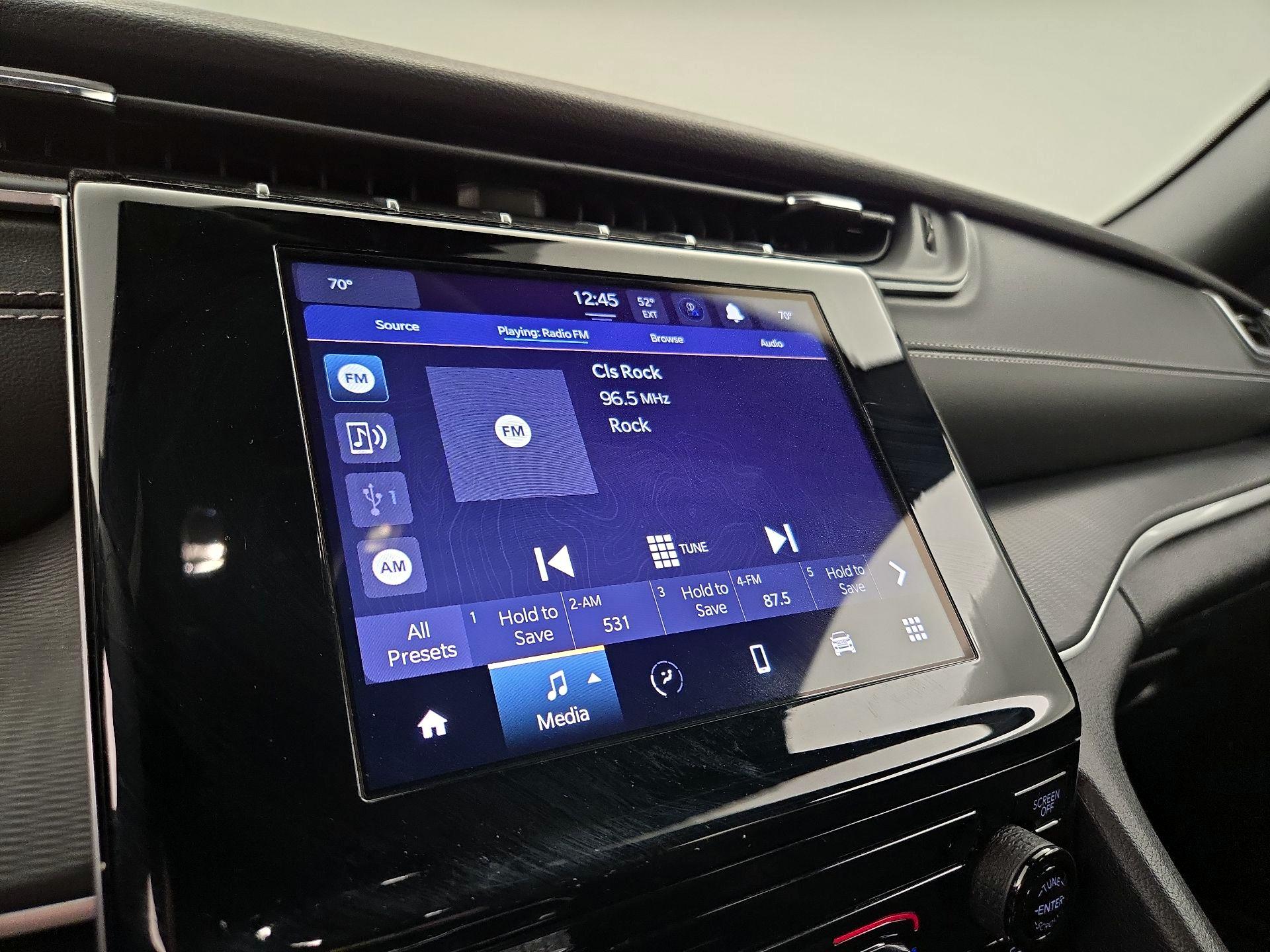 Thumbnail: 2024 Jeep Grand Cherokee - 15