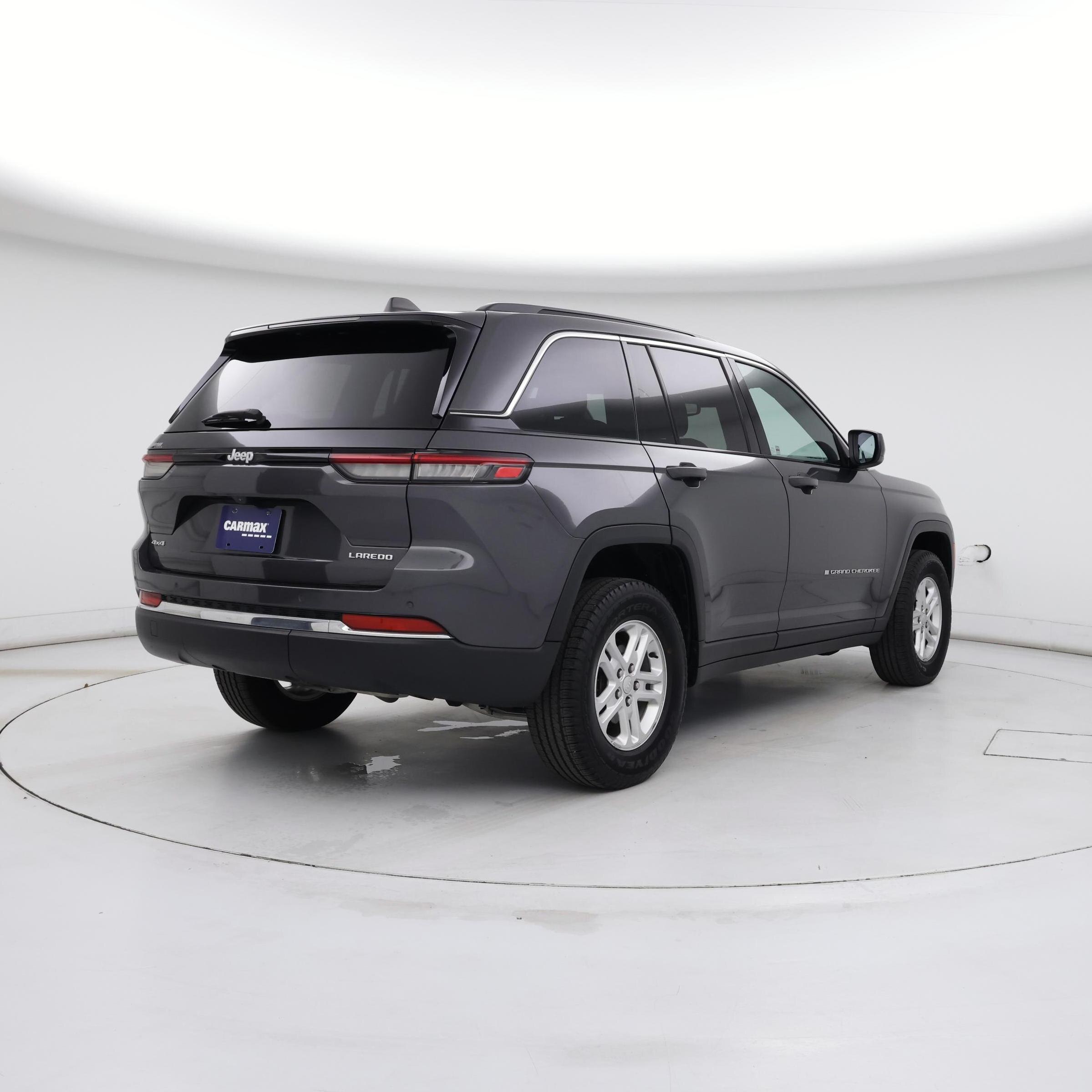 Thumbnail: 2024 Jeep Grand Cherokee - 8