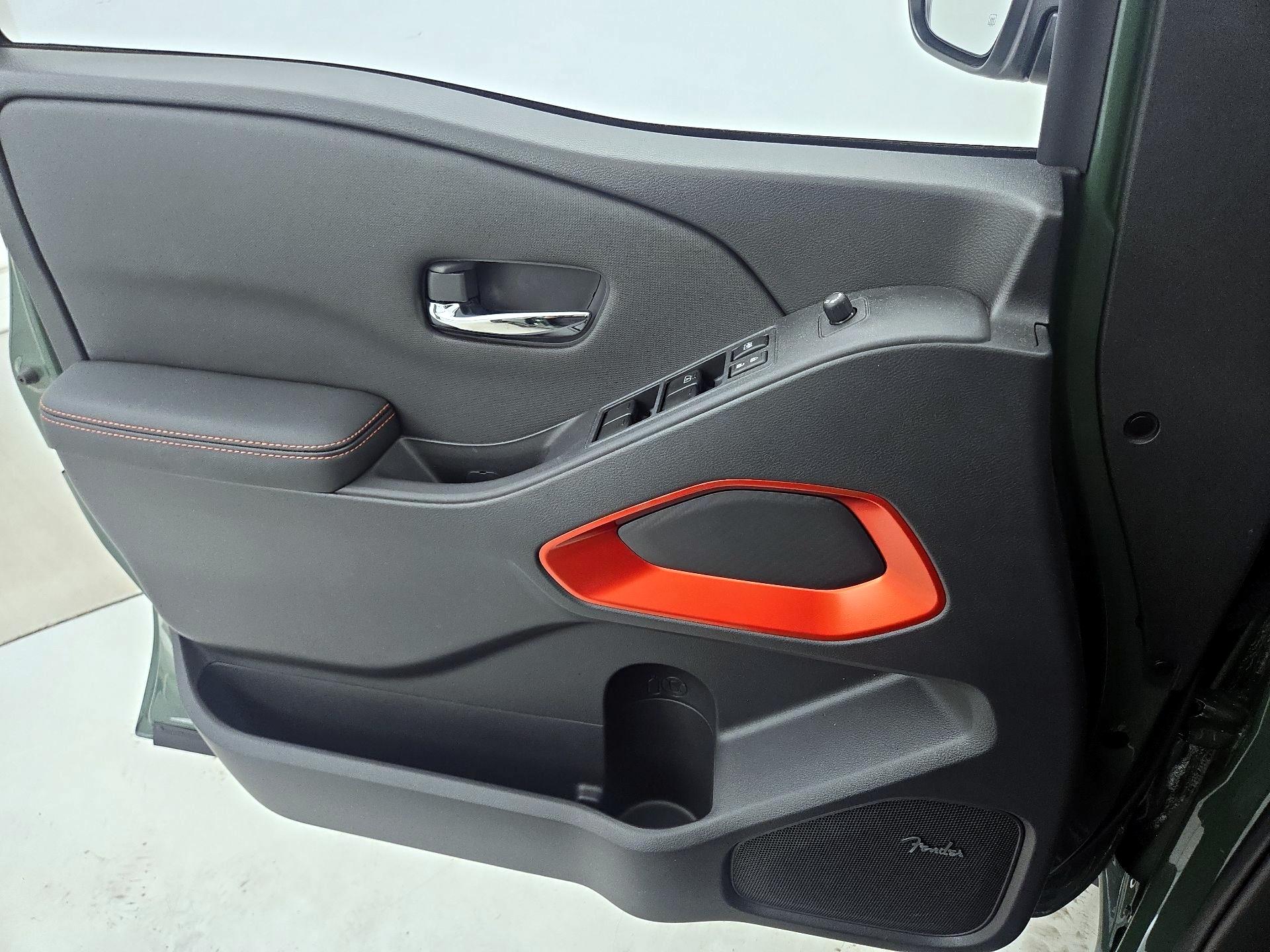 Thumbnail: 2023 Nissan Frontier - 12