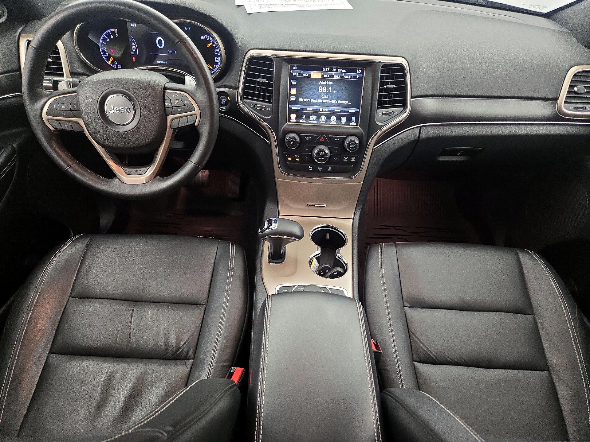 Thumbnail: 2015 Jeep Grand Cherokee - 9