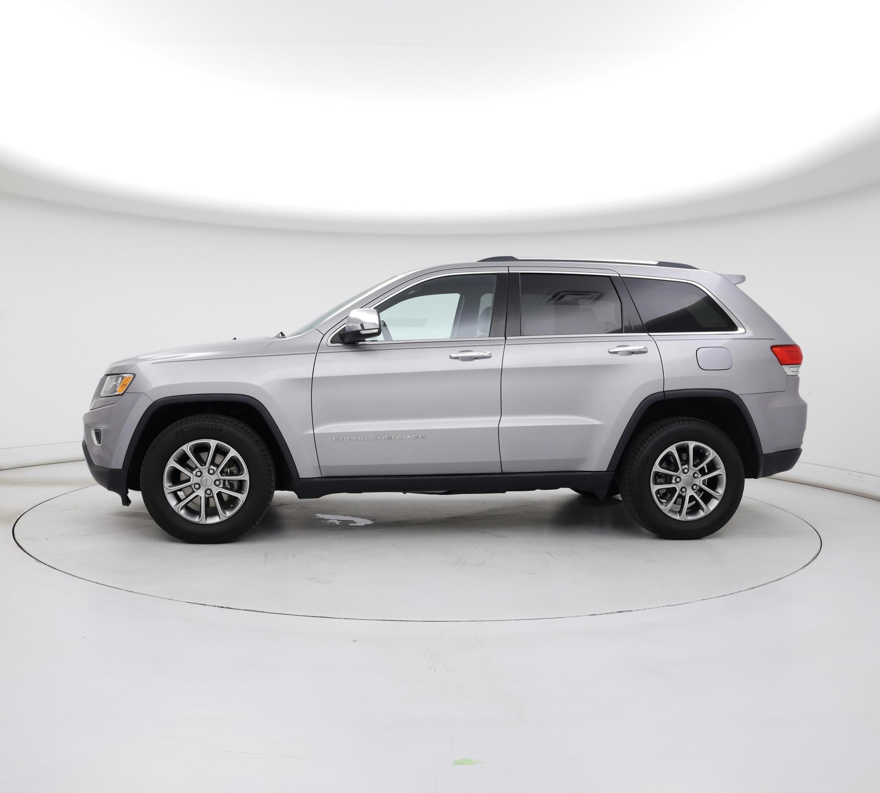 Thumbnail: 2015 Jeep Grand Cherokee - 3