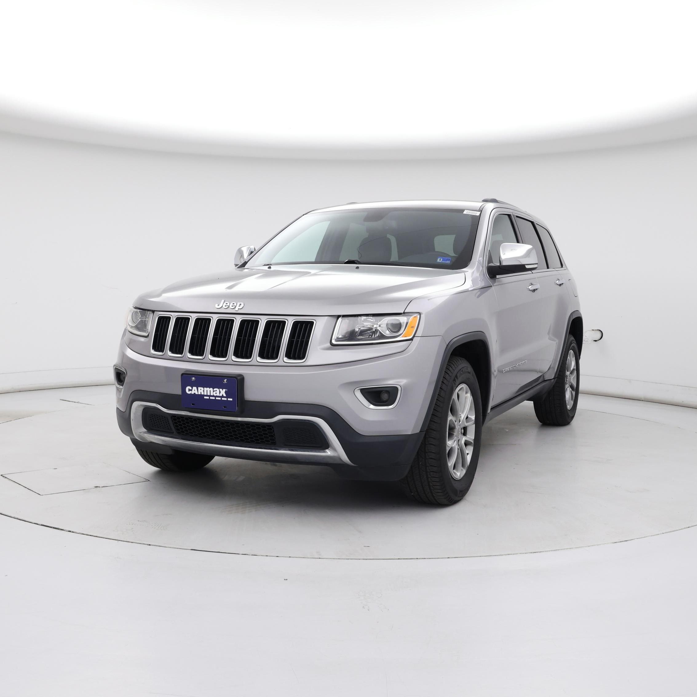 Thumbnail: 2015 Jeep Grand Cherokee - 4