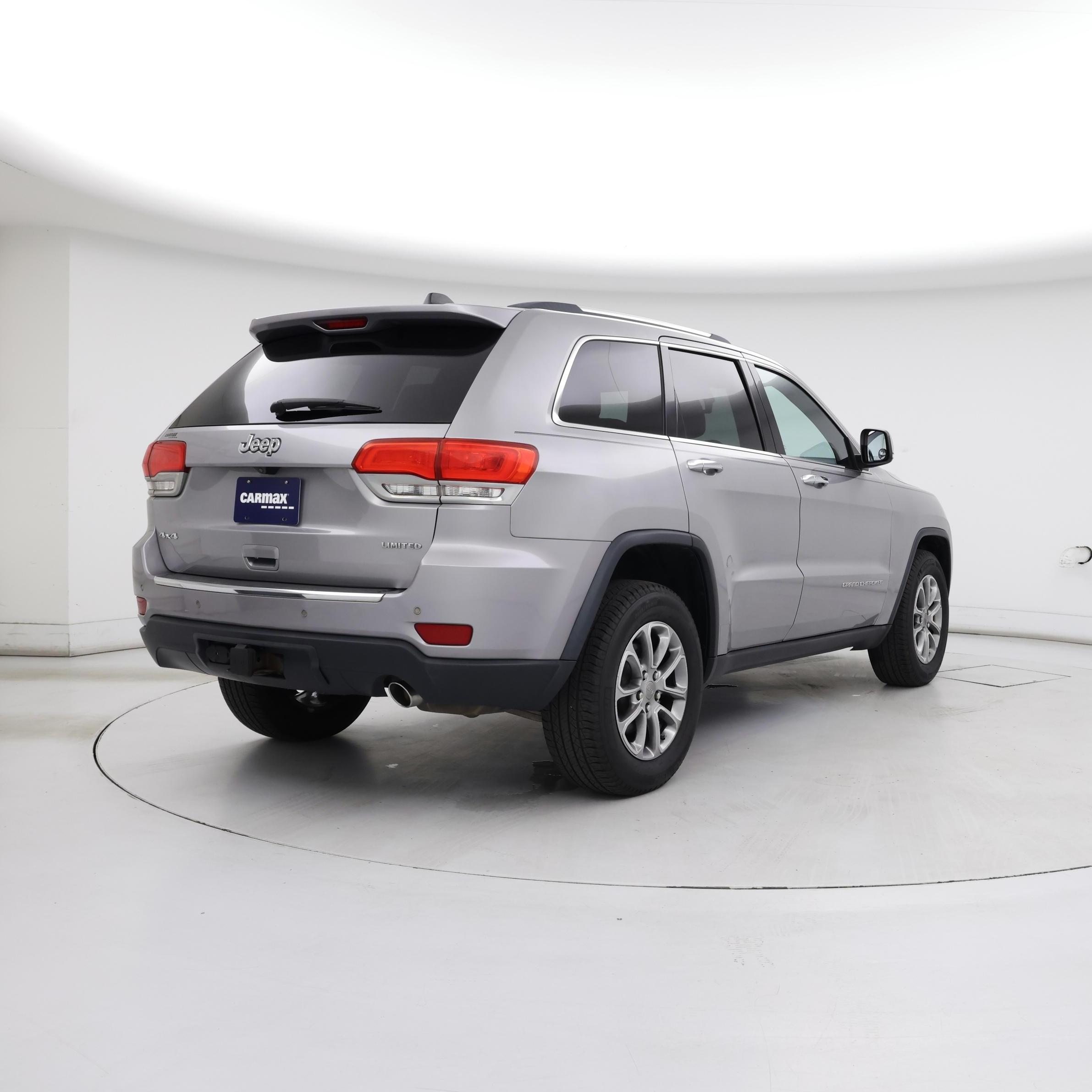 Thumbnail: 2015 Jeep Grand Cherokee - 8