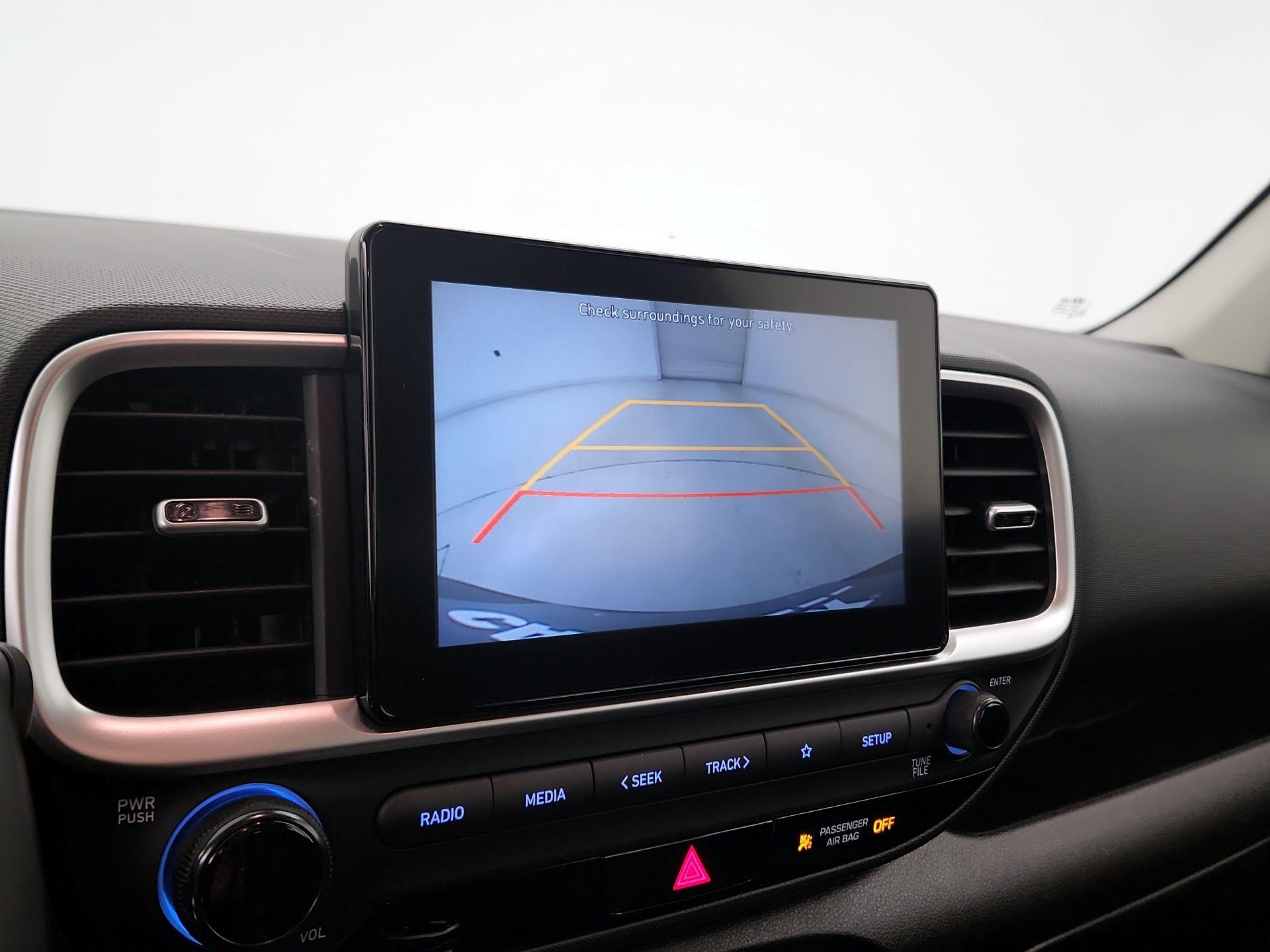 Thumbnail: 2021 Hyundai Venue - 14