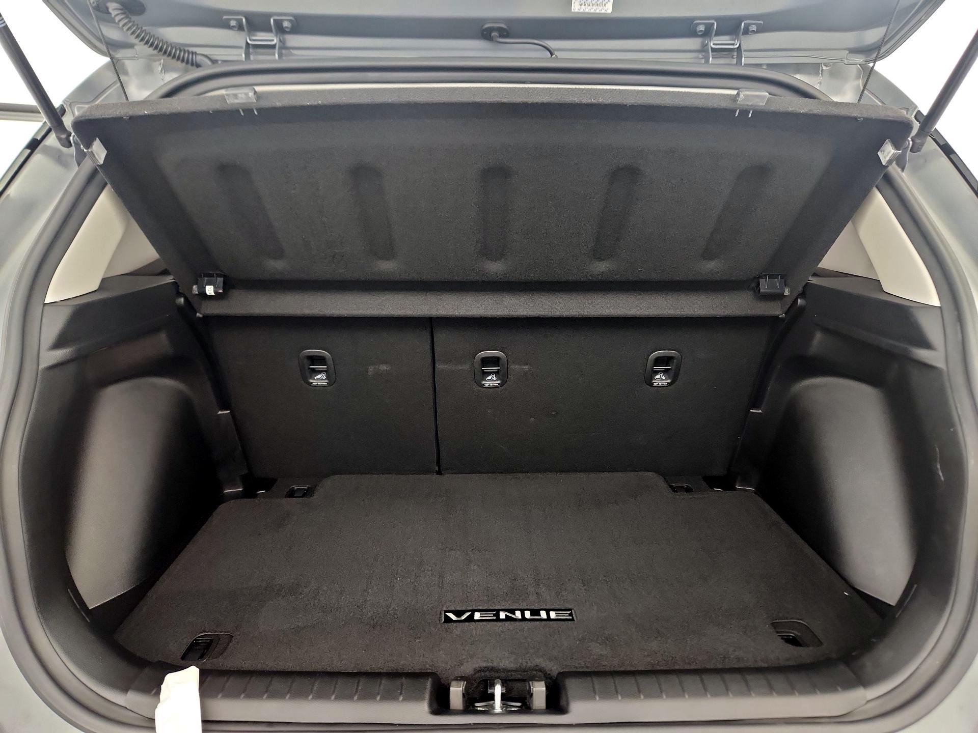 Thumbnail: 2021 Hyundai Venue - 20