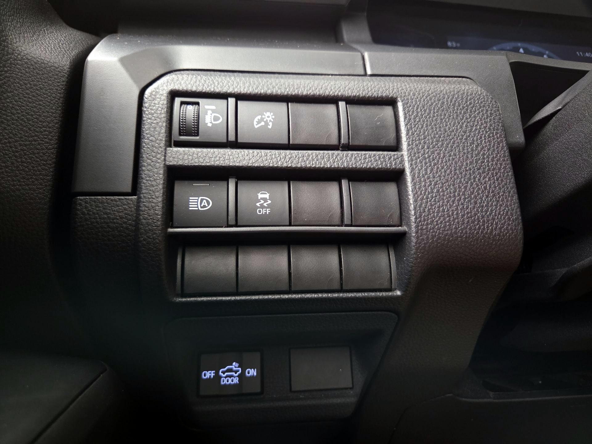 Thumbnail: 2024 Toyota Tacoma - 11