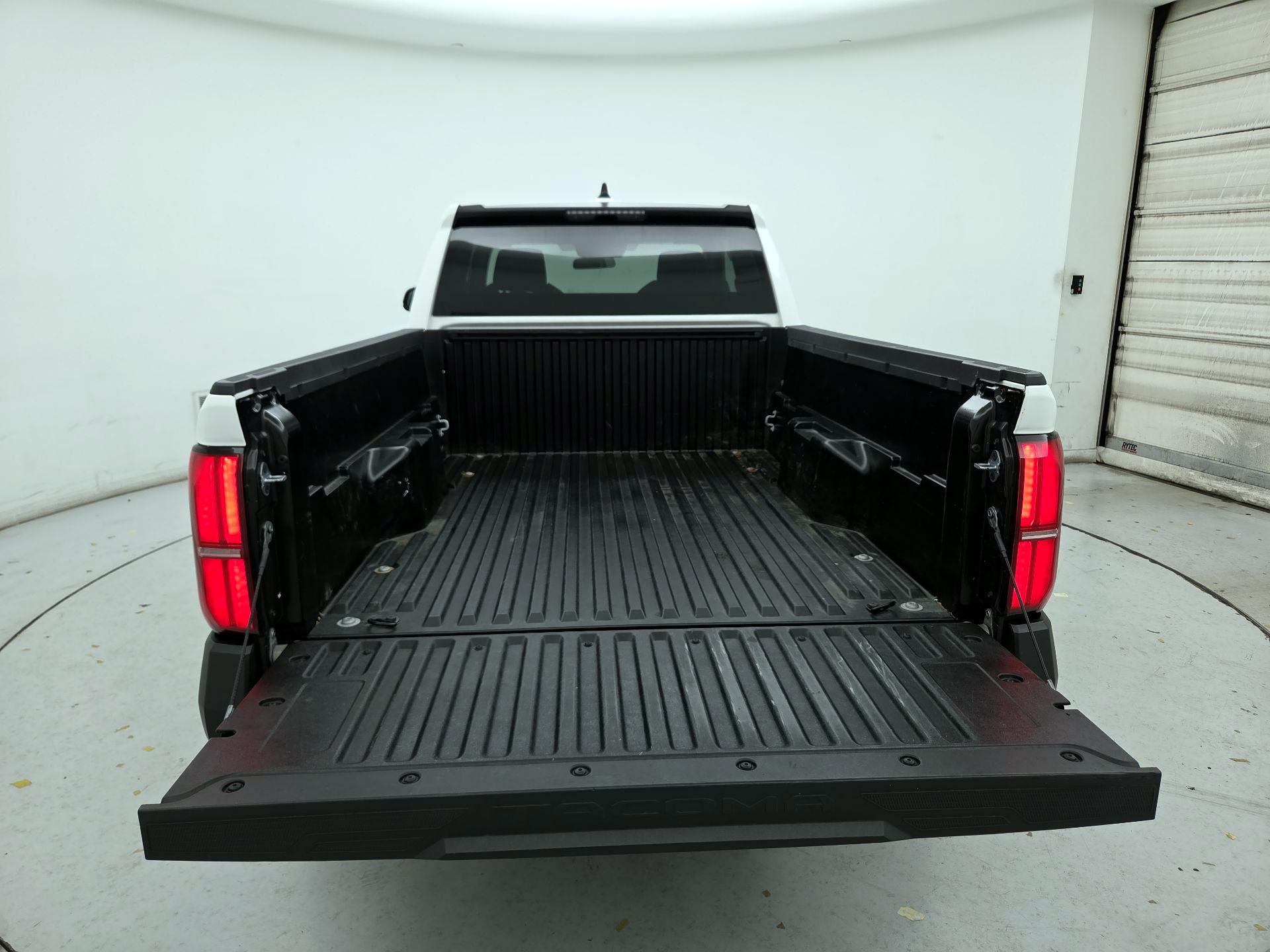 Thumbnail: 2024 Toyota Tacoma - 18