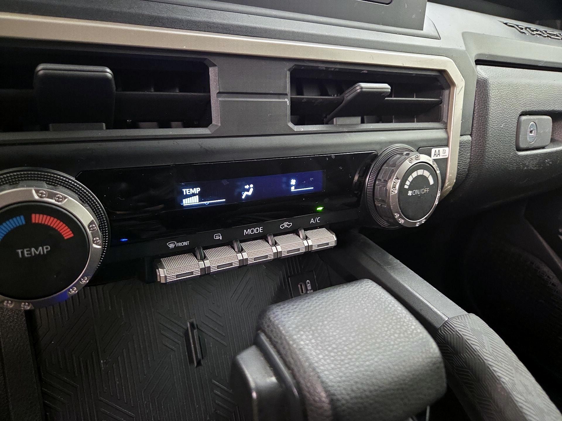 Thumbnail: 2024 Toyota Tacoma - 17