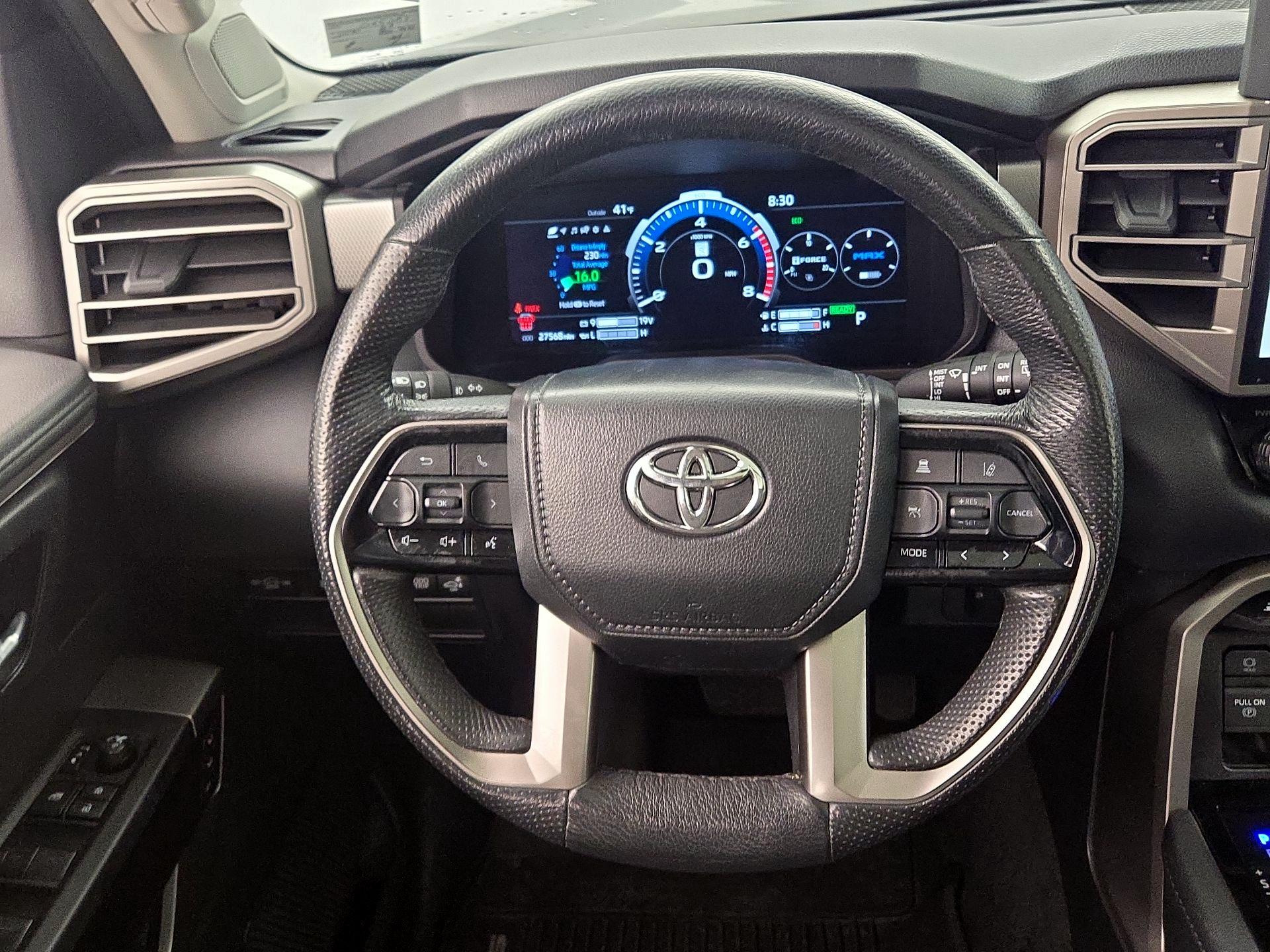 Thumbnail: 2024 Toyota Sequoia - 10