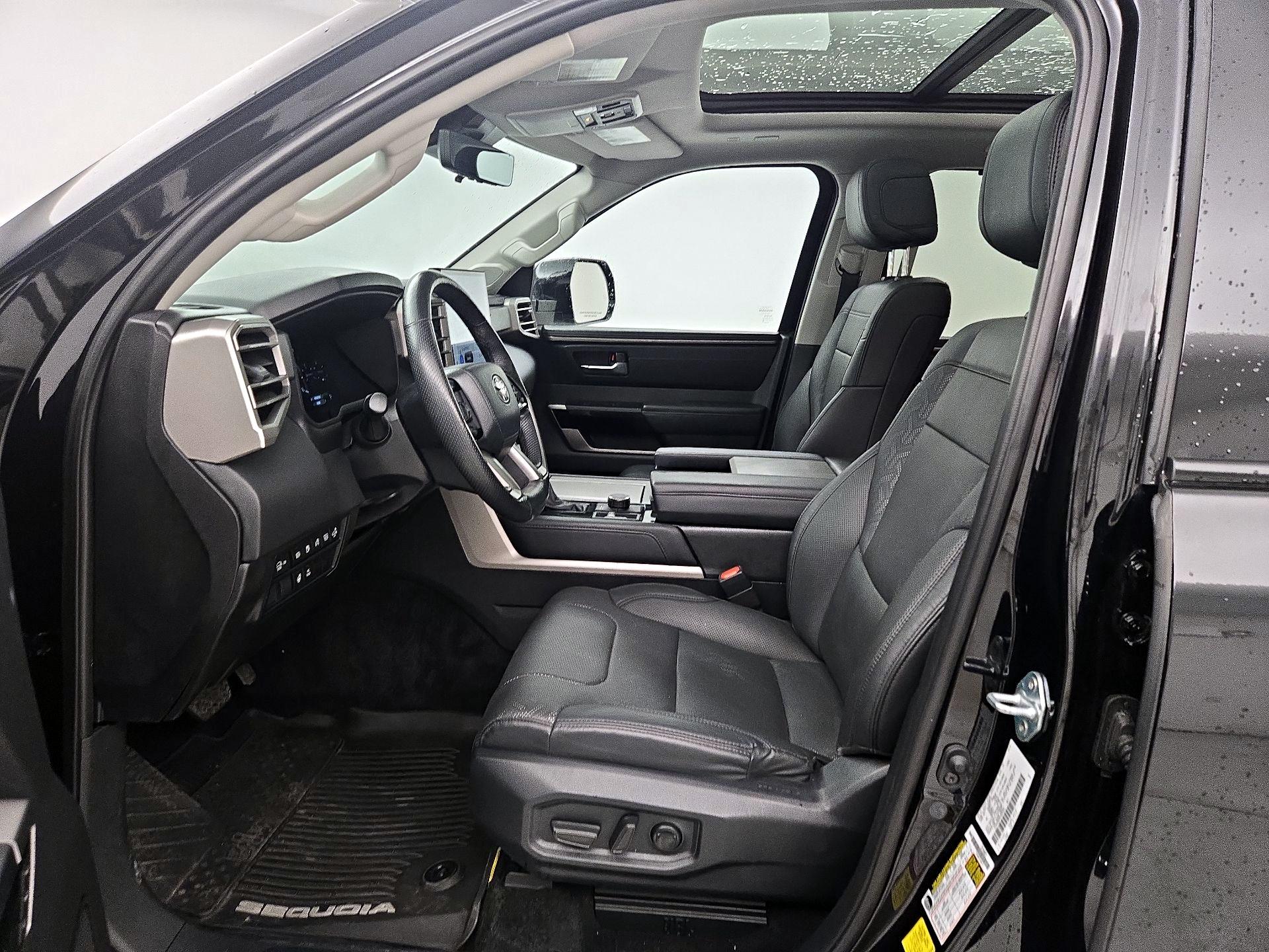 Thumbnail: 2024 Toyota Sequoia - 11