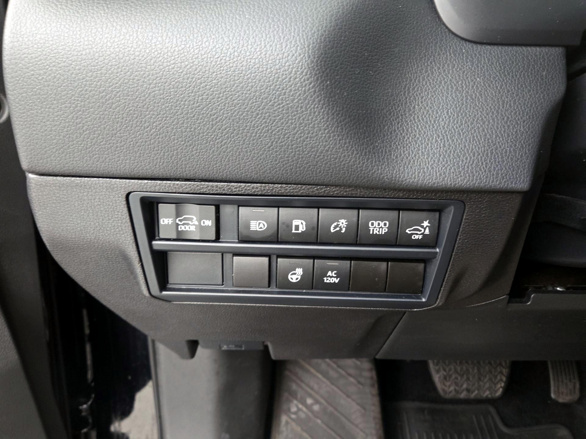 Thumbnail: 2024 Toyota Sequoia - 13