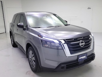 2023 Nissan Pathfinder S