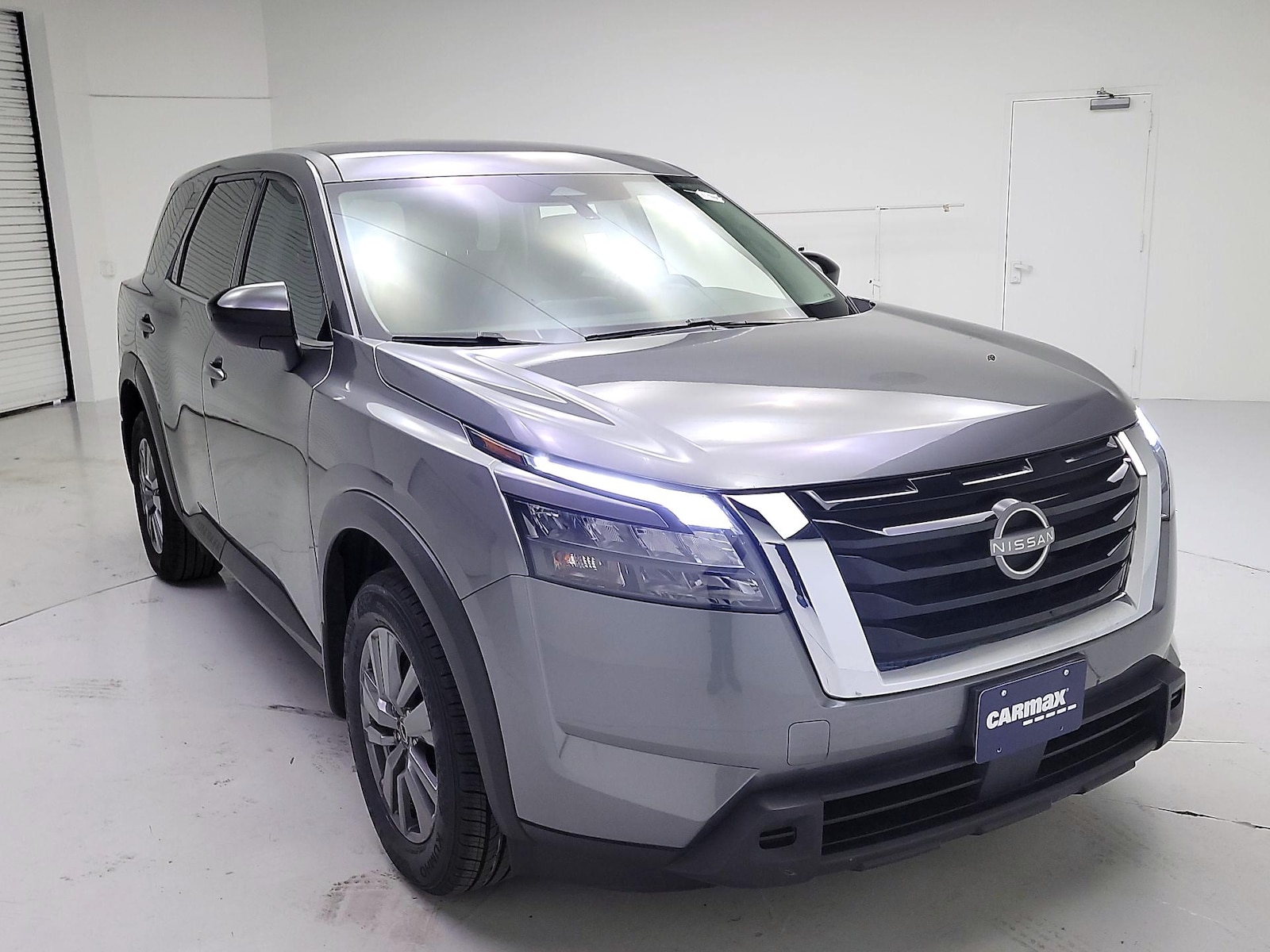 2023 Nissan Pathfinder S