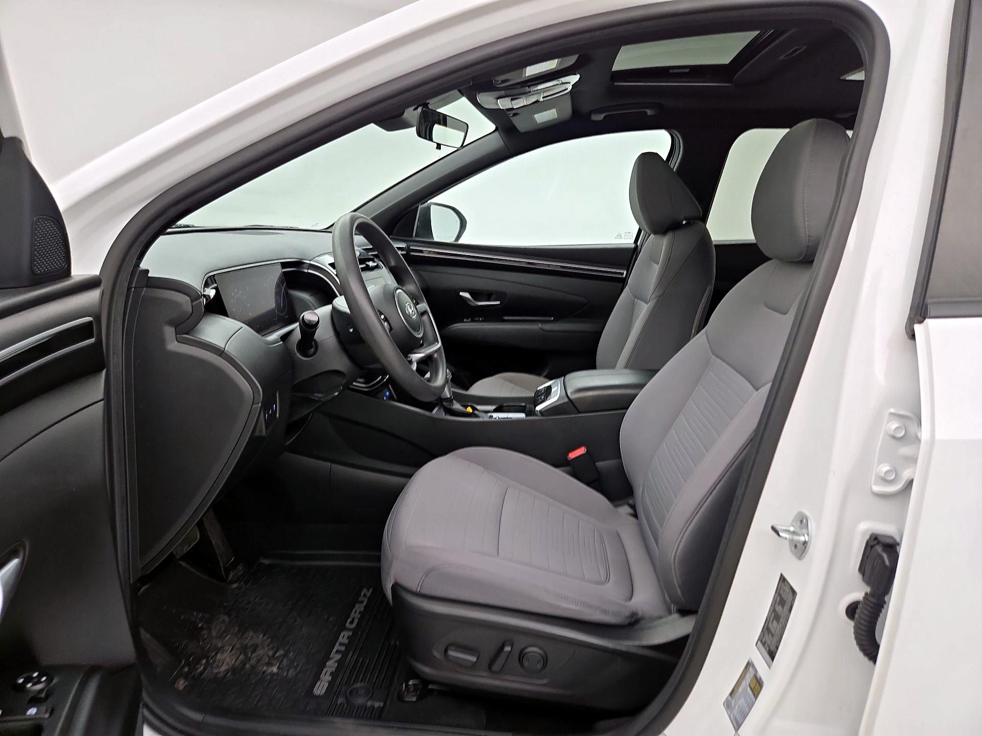 Thumbnail: 2023 Hyundai Santa Cruz - 11