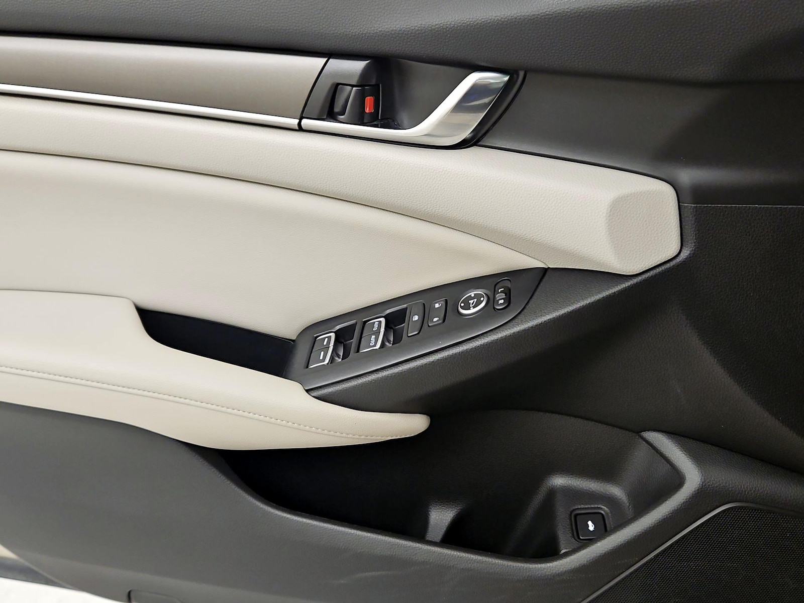 2020 Honda Accord LX - Photo 13