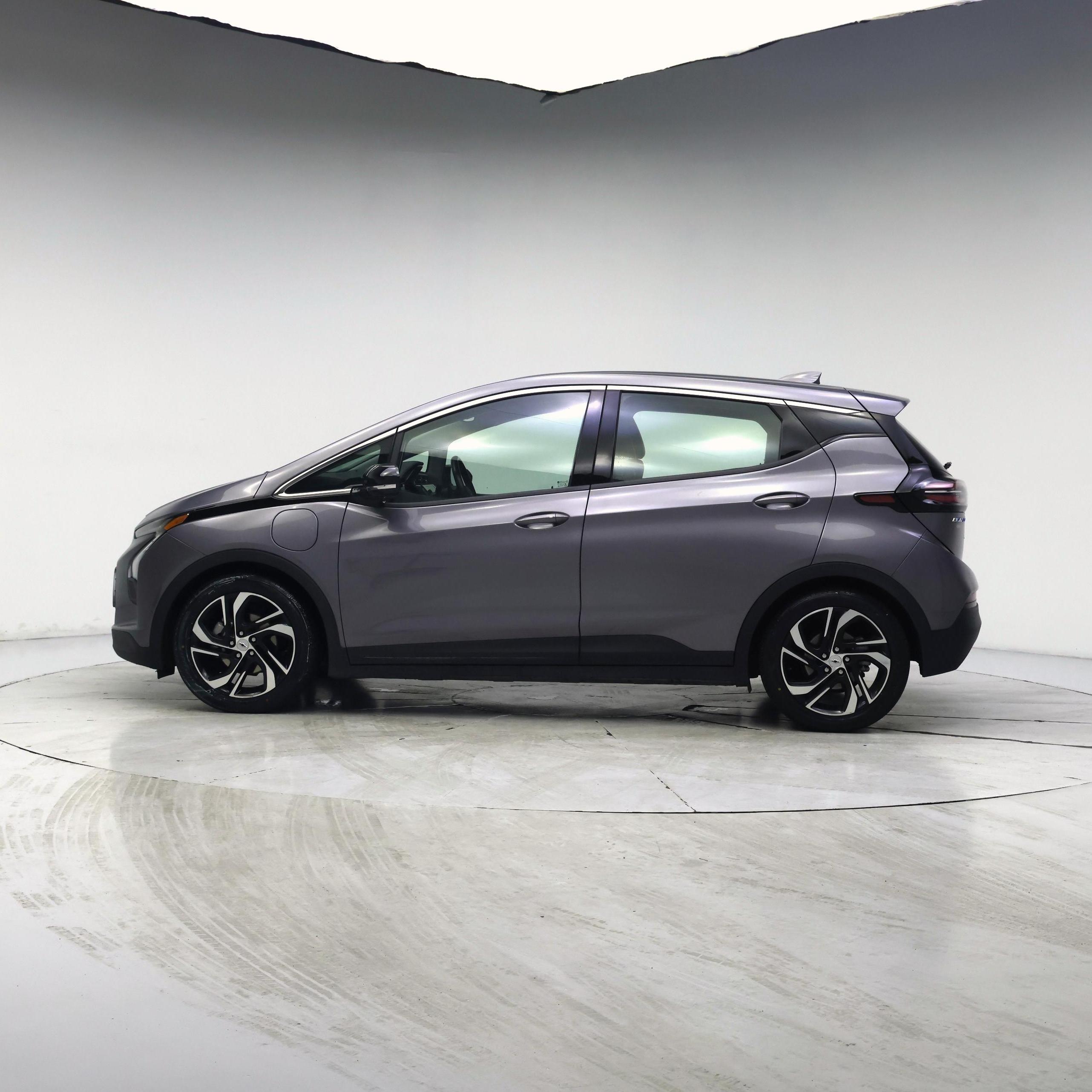 Thumbnail: 2022 Chevrolet Bolt EV - 3