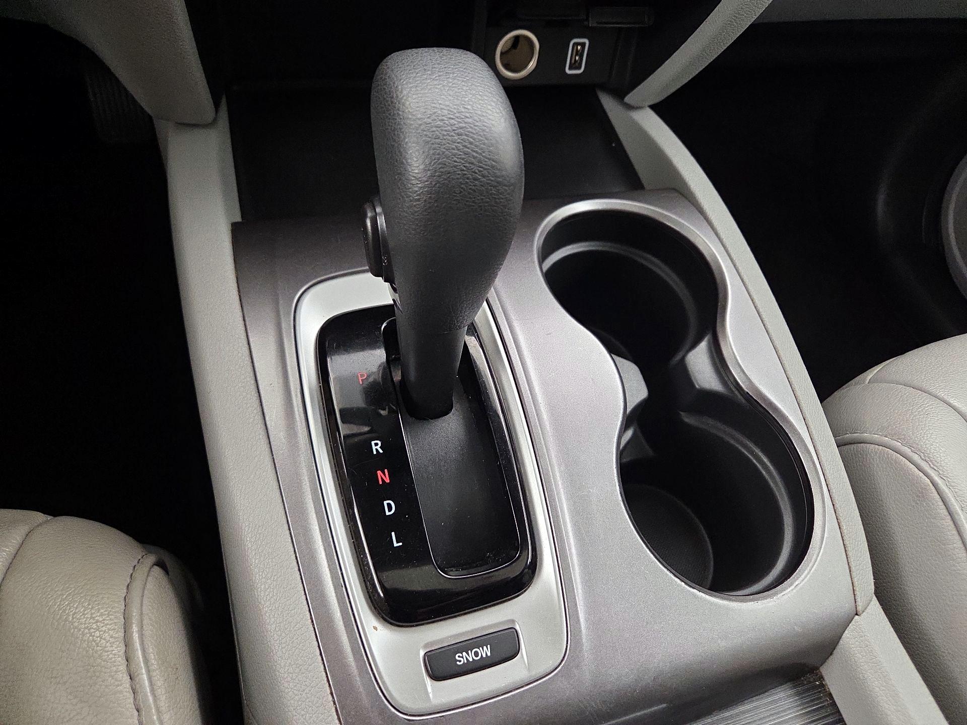 Thumbnail: 2019 Honda Pilot - 16