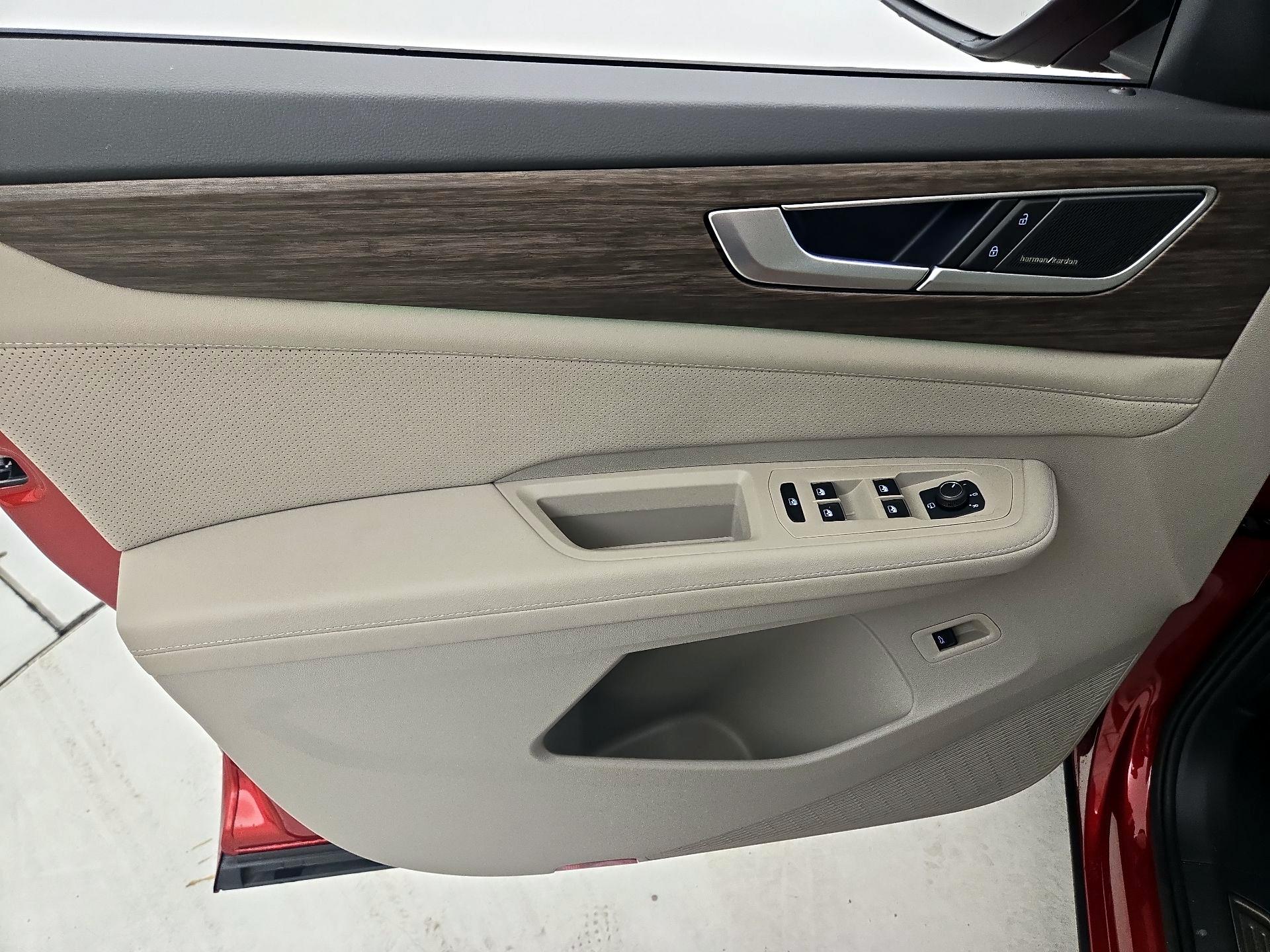 Thumbnail: 2025 Volkswagen Atlas - 12