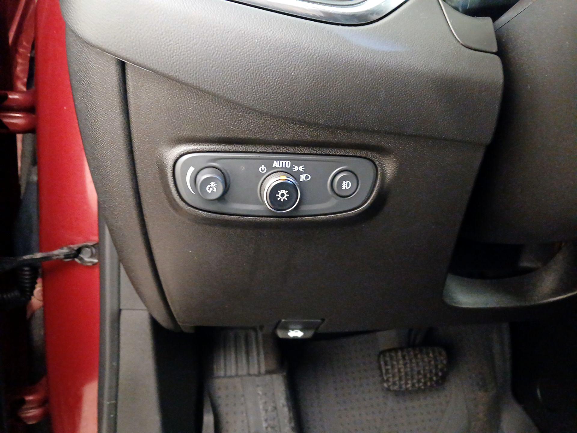 Thumbnail: 2021 Chevrolet Equinox - 13