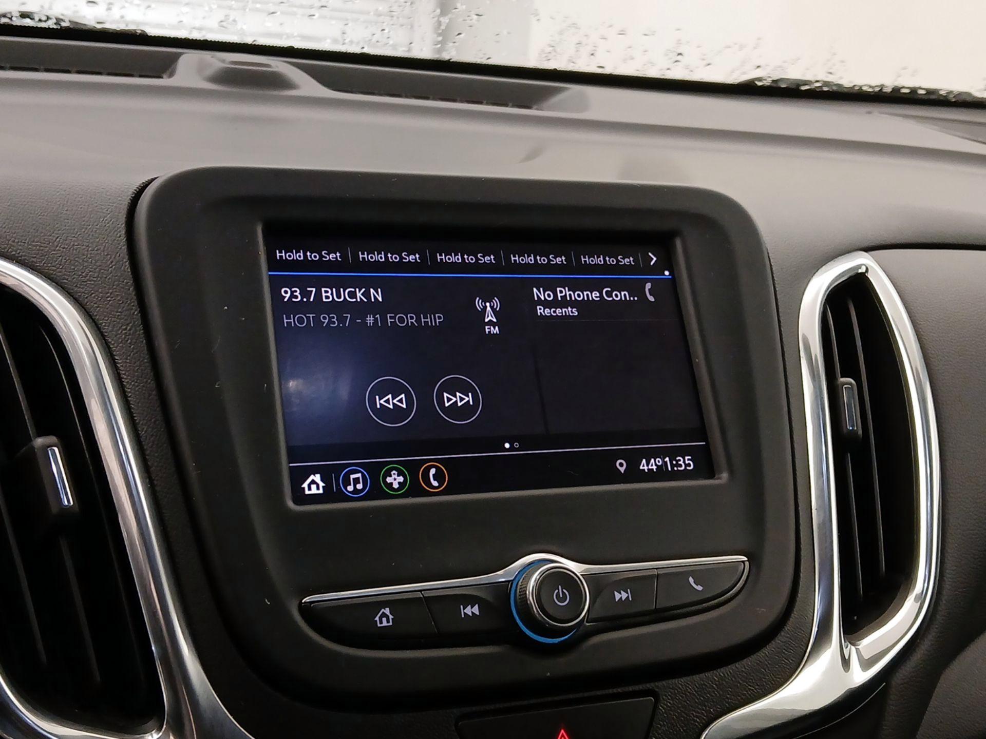 Thumbnail: 2021 Chevrolet Equinox - 15