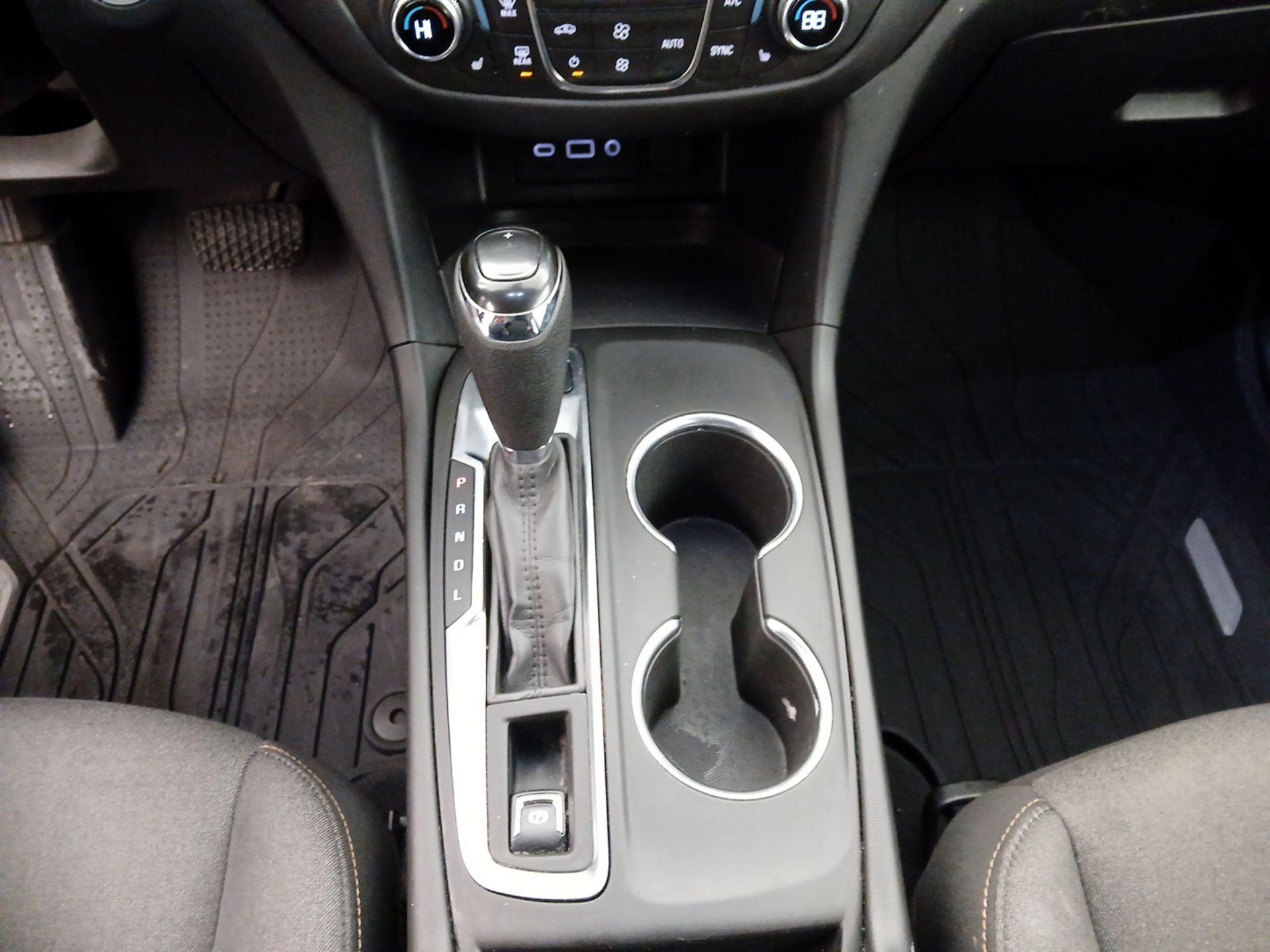 Thumbnail: 2021 Chevrolet Equinox - 17