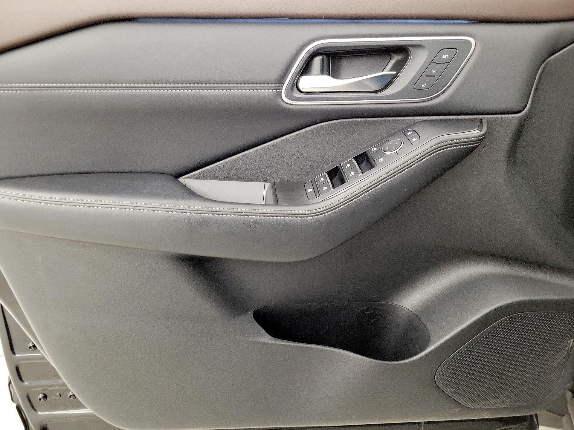 Thumbnail: 2023 Nissan Rogue - 12