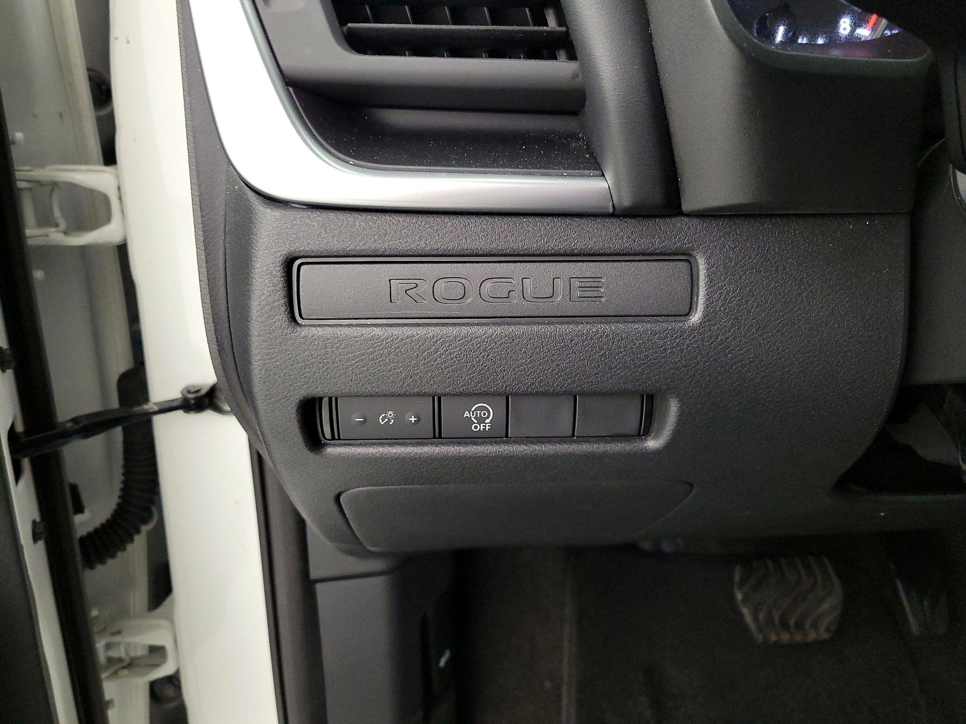 Thumbnail: 2023 Nissan Rogue - 13