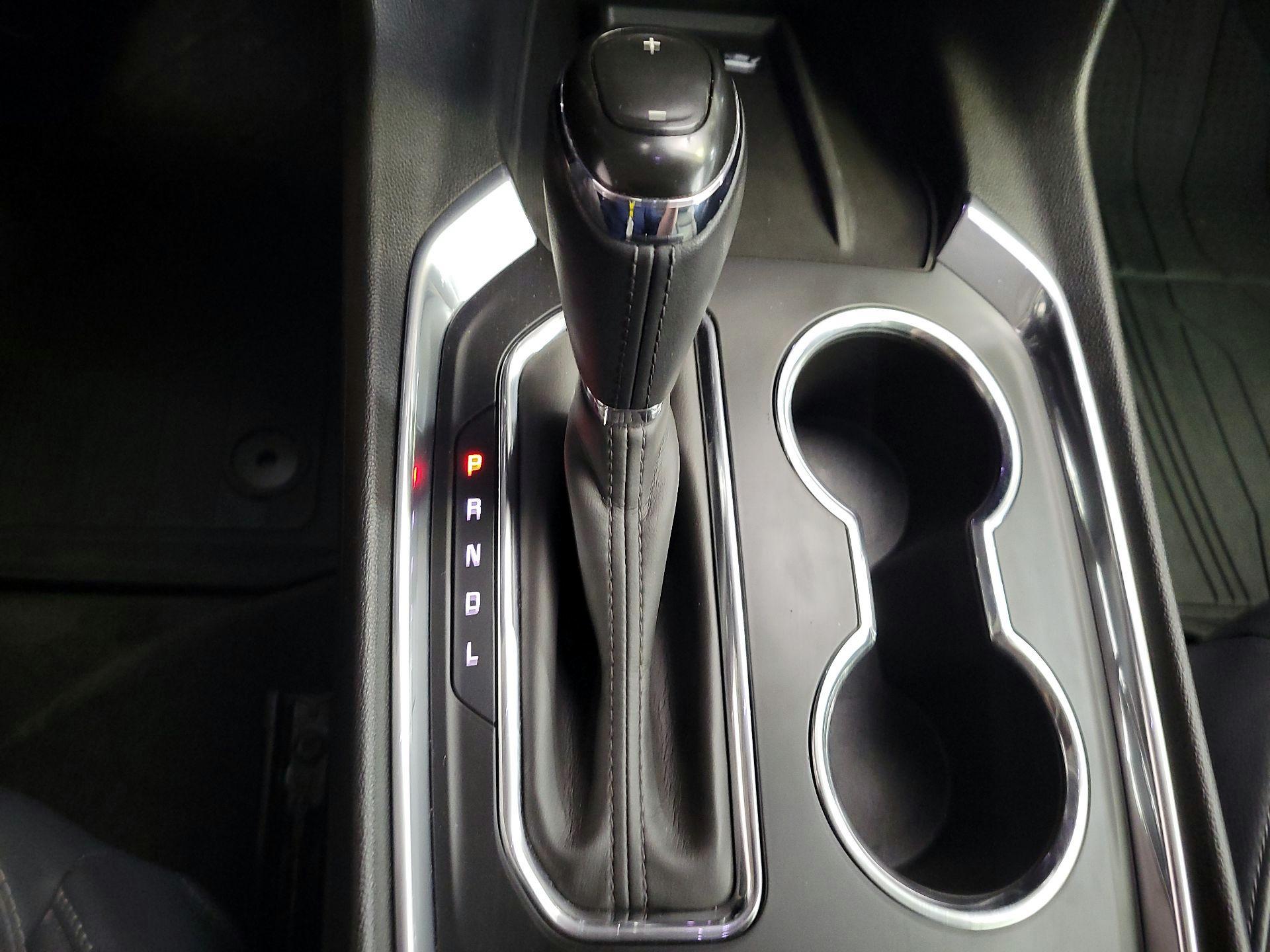 Thumbnail: 2020 Chevrolet Traverse - 18