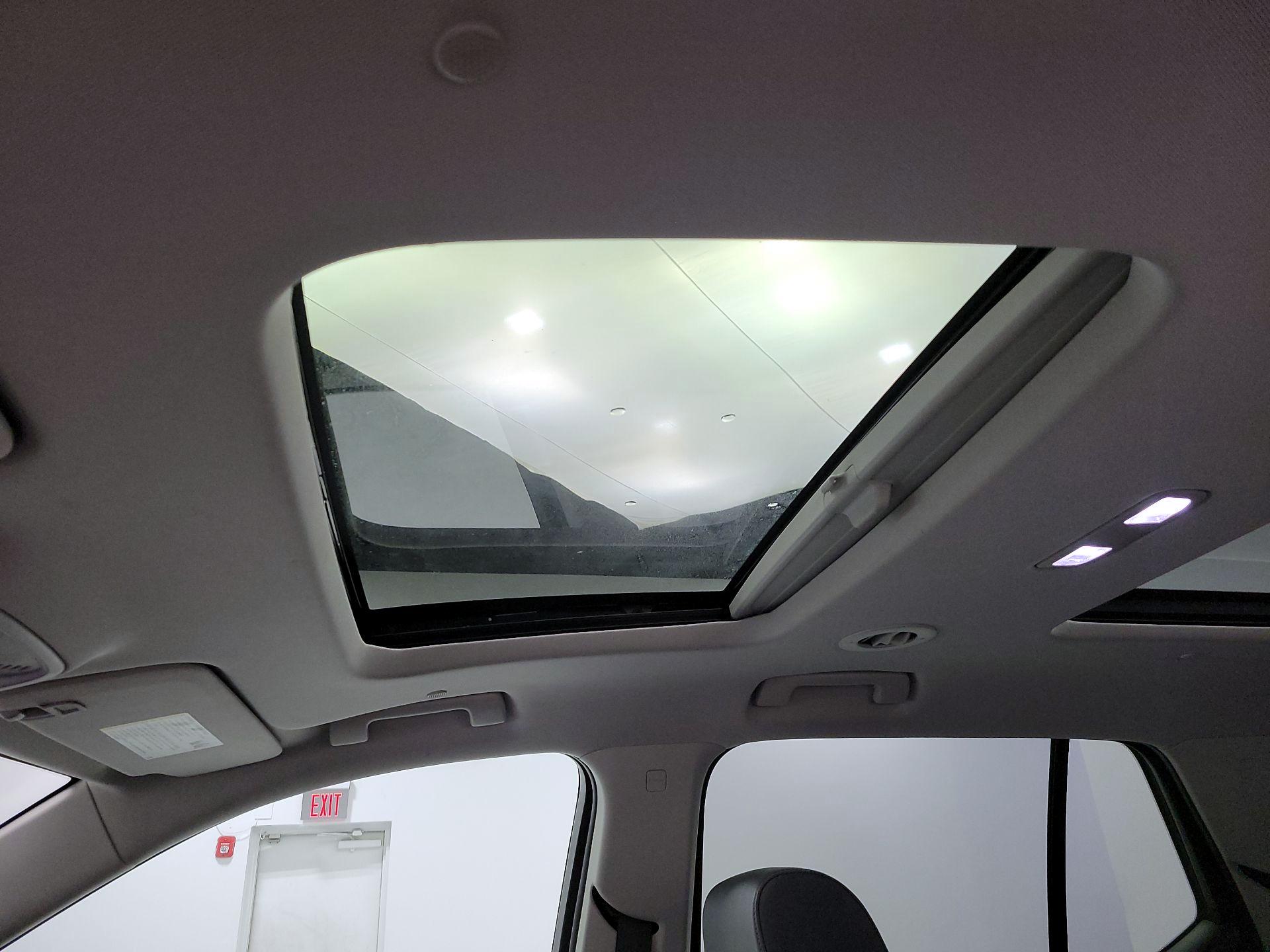 Thumbnail: 2020 Chevrolet Traverse - 20