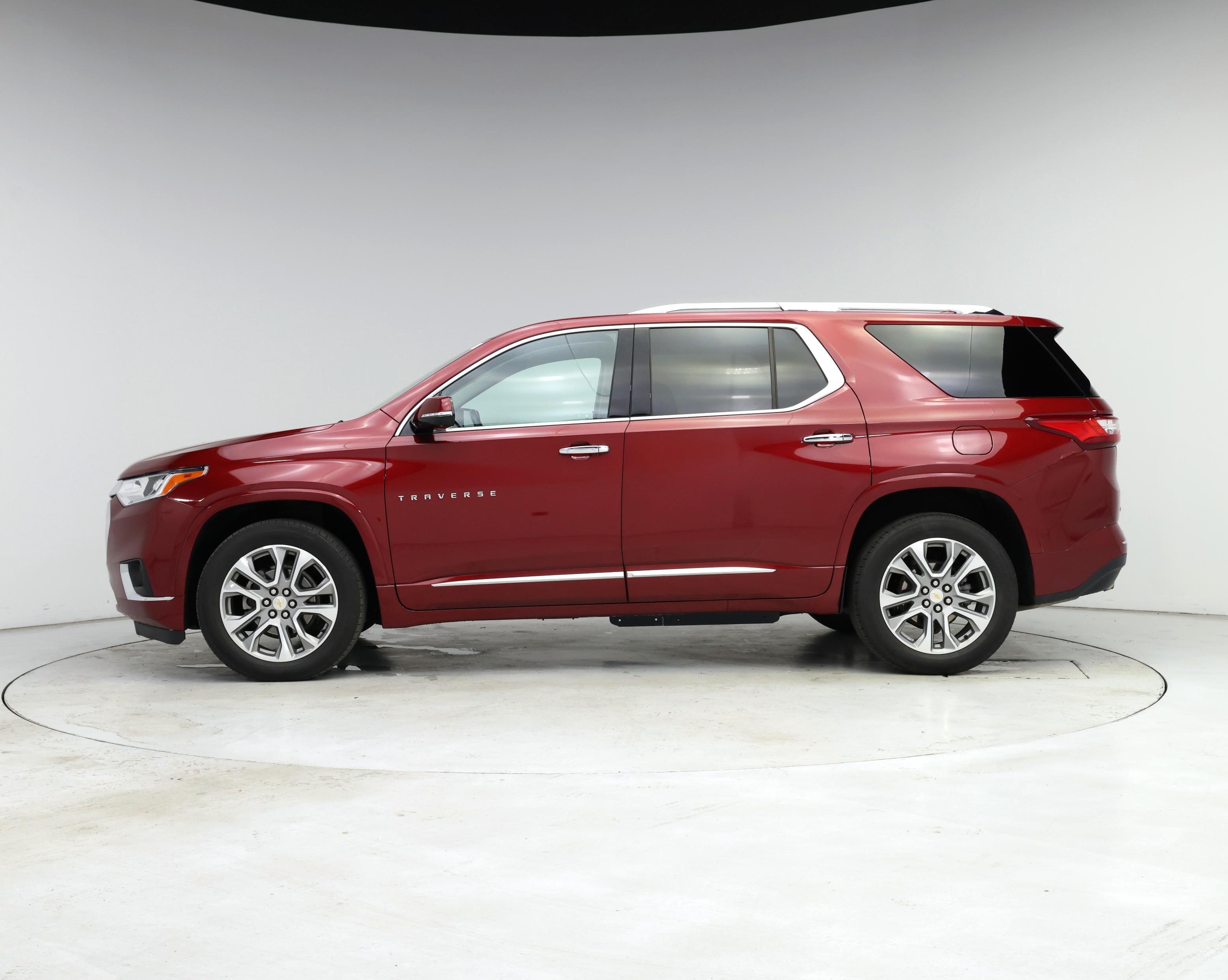 Thumbnail: 2020 Chevrolet Traverse - 3