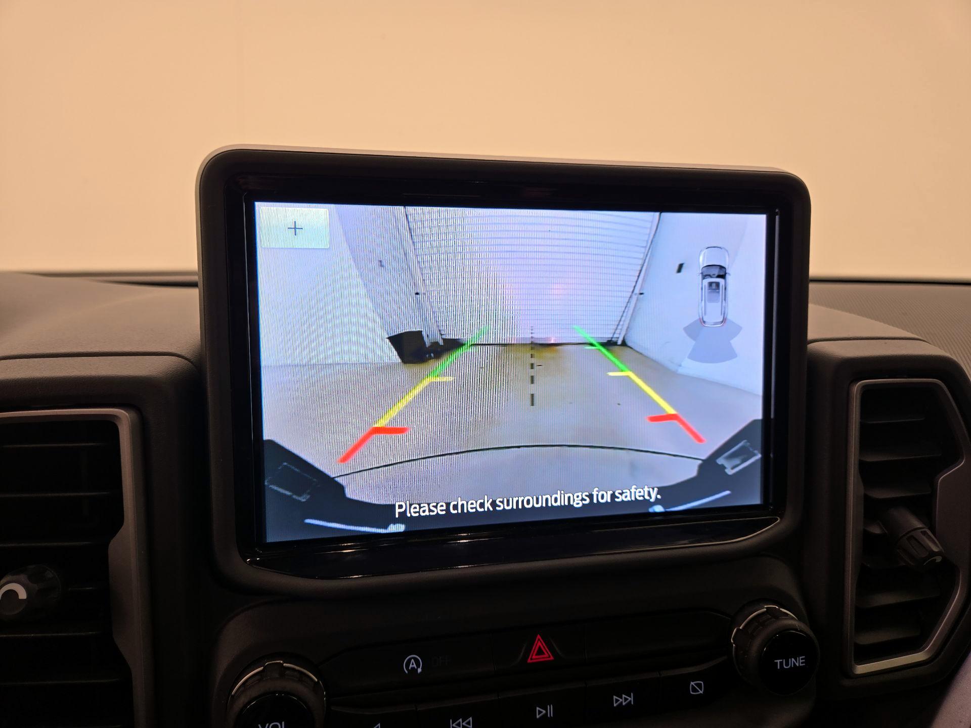 Thumbnail: 2022 Ford Bronco Sport - 14