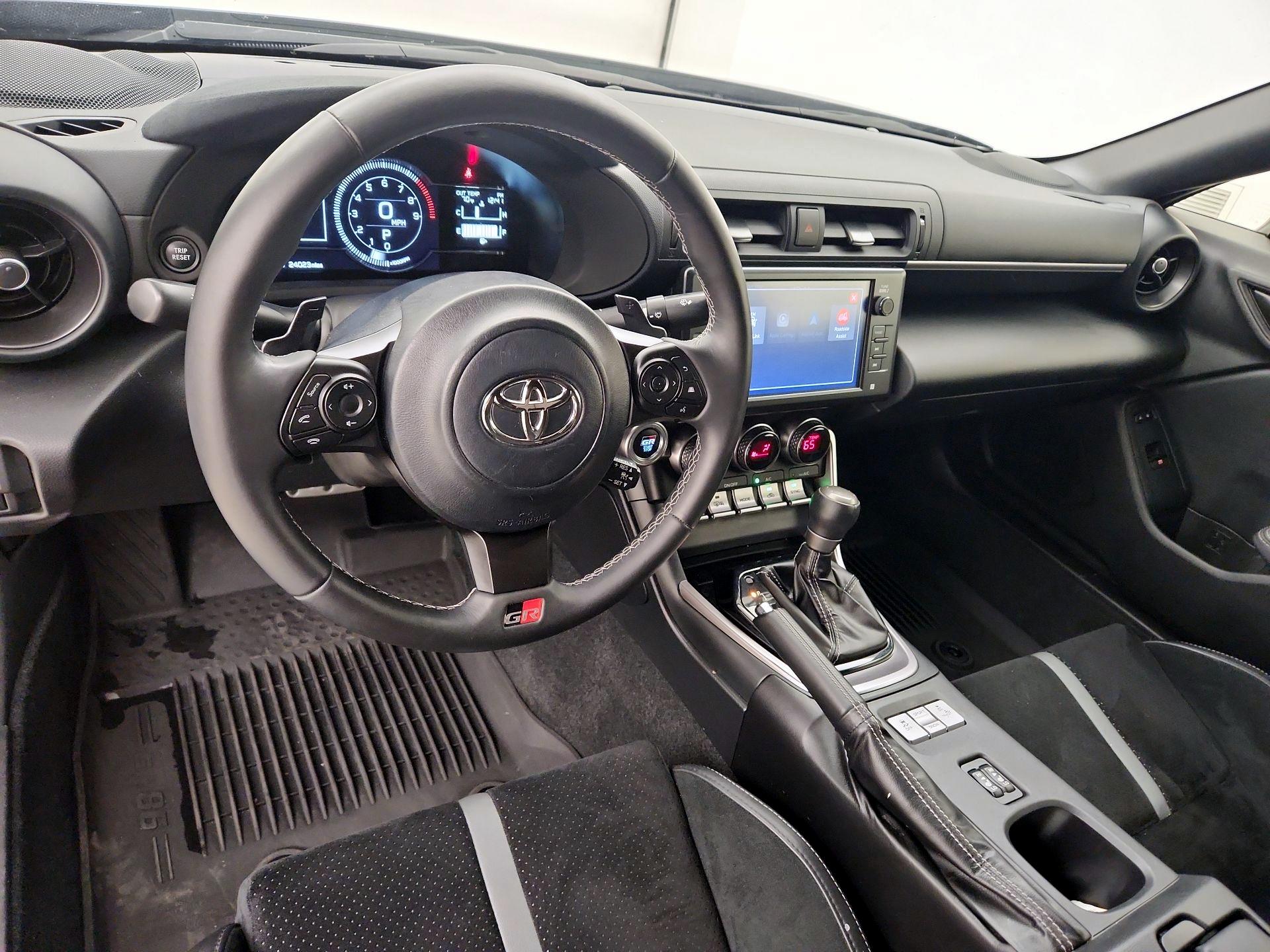 Thumbnail: 2023 Toyota GR86 - 9