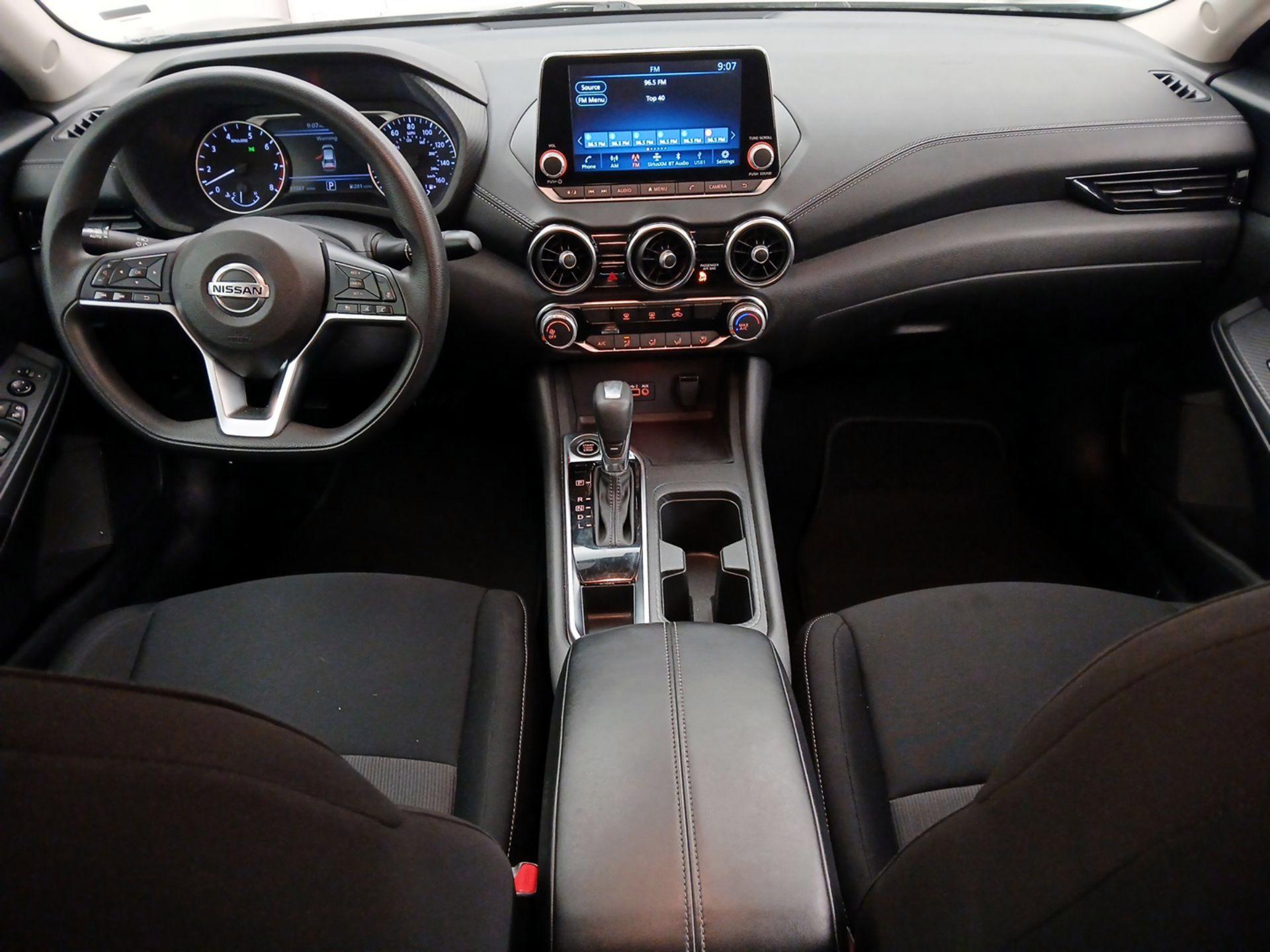 Thumbnail: 2023 Nissan Sentra - 9