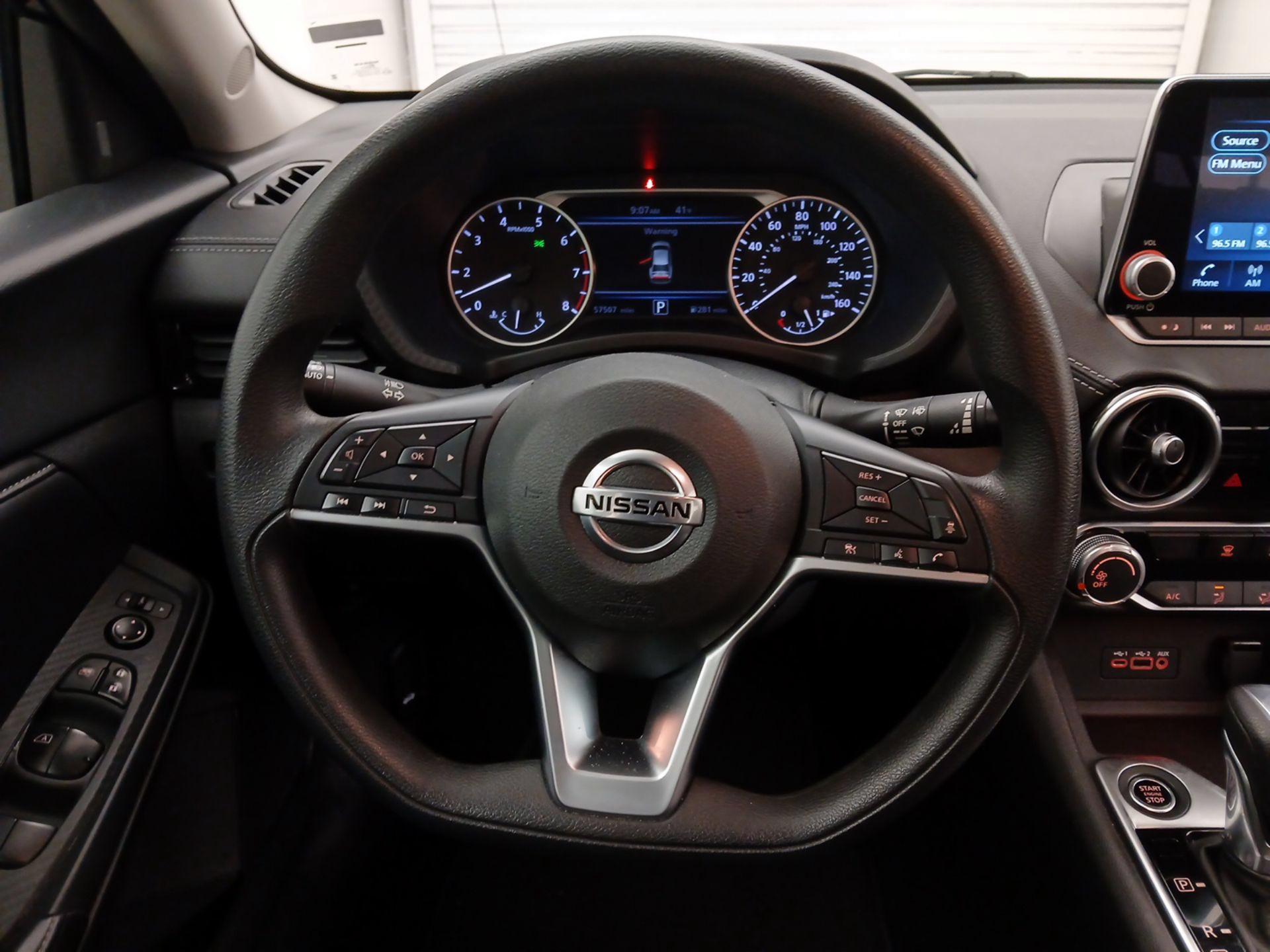 Thumbnail: 2023 Nissan Sentra - 10