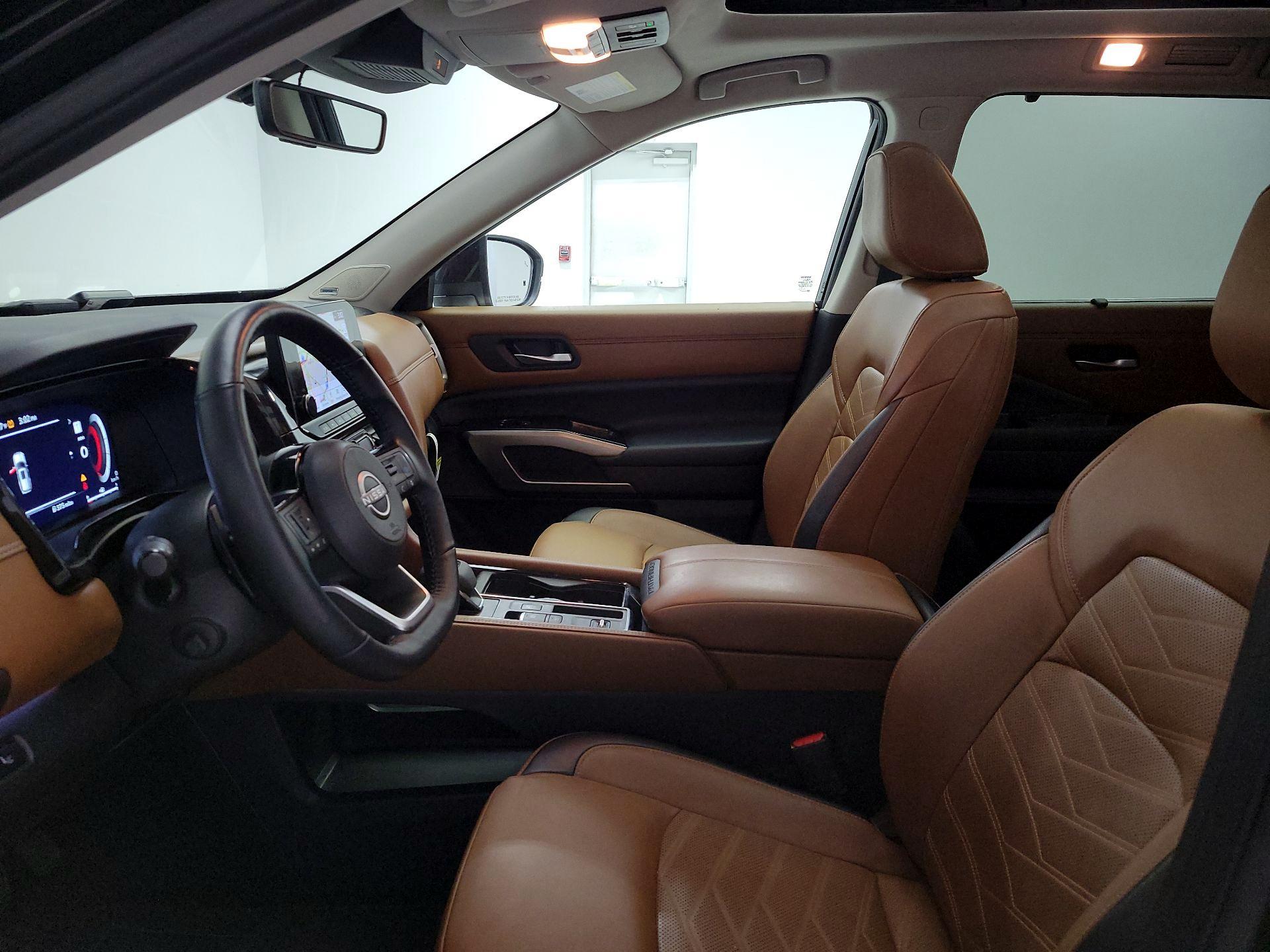 Thumbnail: 2024 Nissan Pathfinder - 11