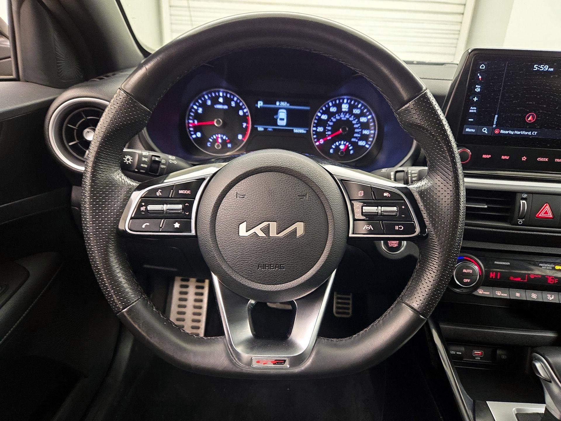 Thumbnail: 2023 Kia Forte - 10