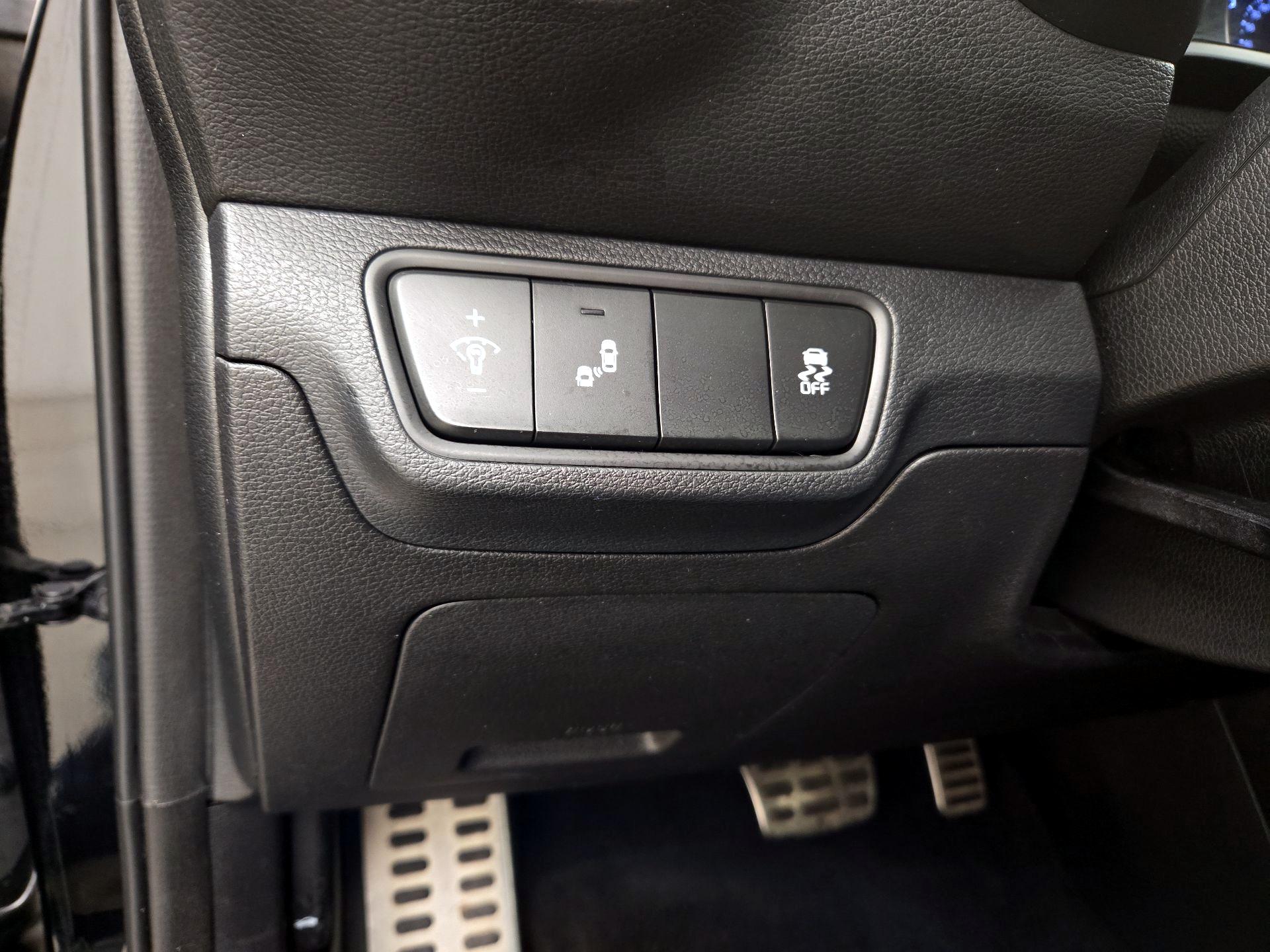 Thumbnail: 2023 Kia Forte - 13